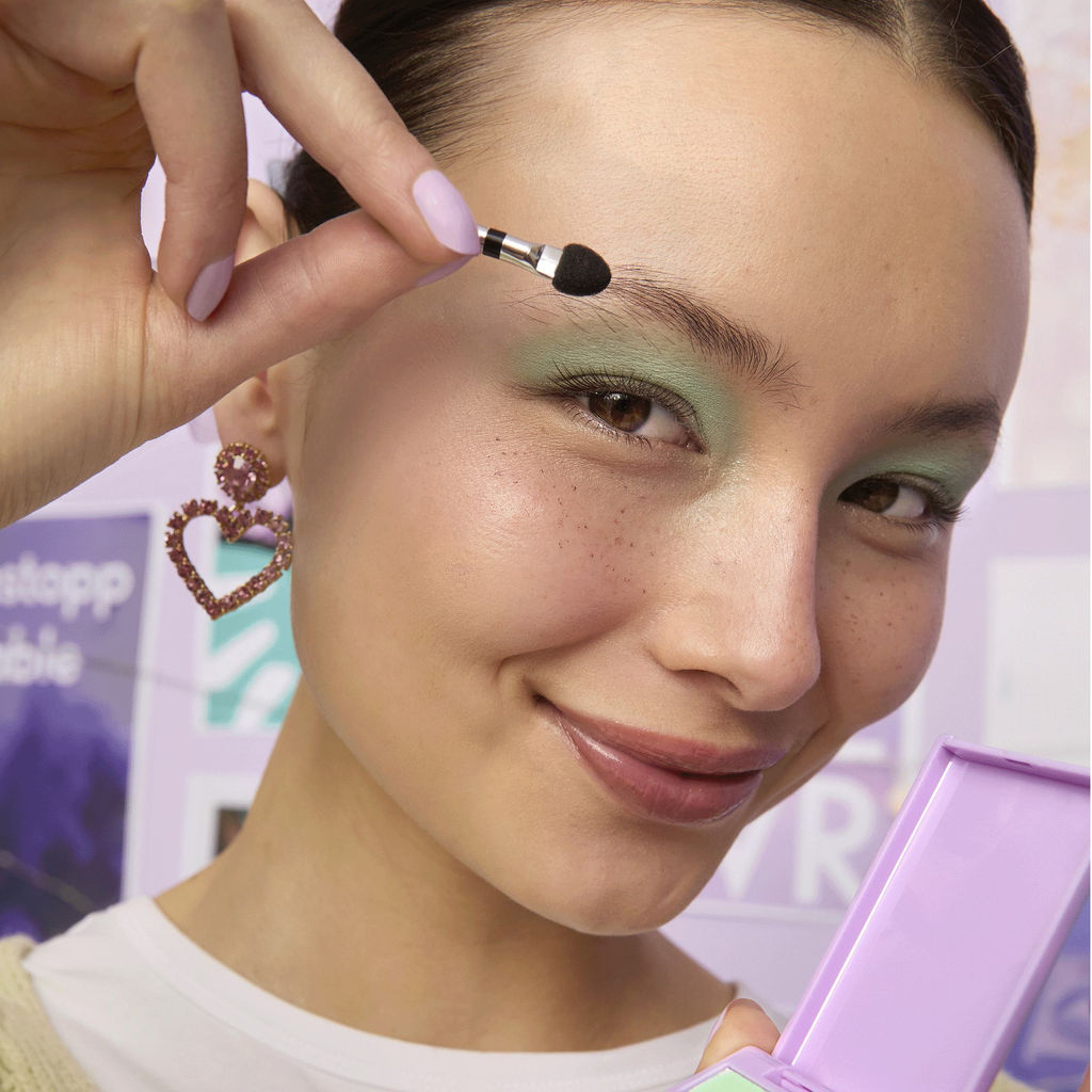 Палетка теней для век OnColour - Oriflame фото 6