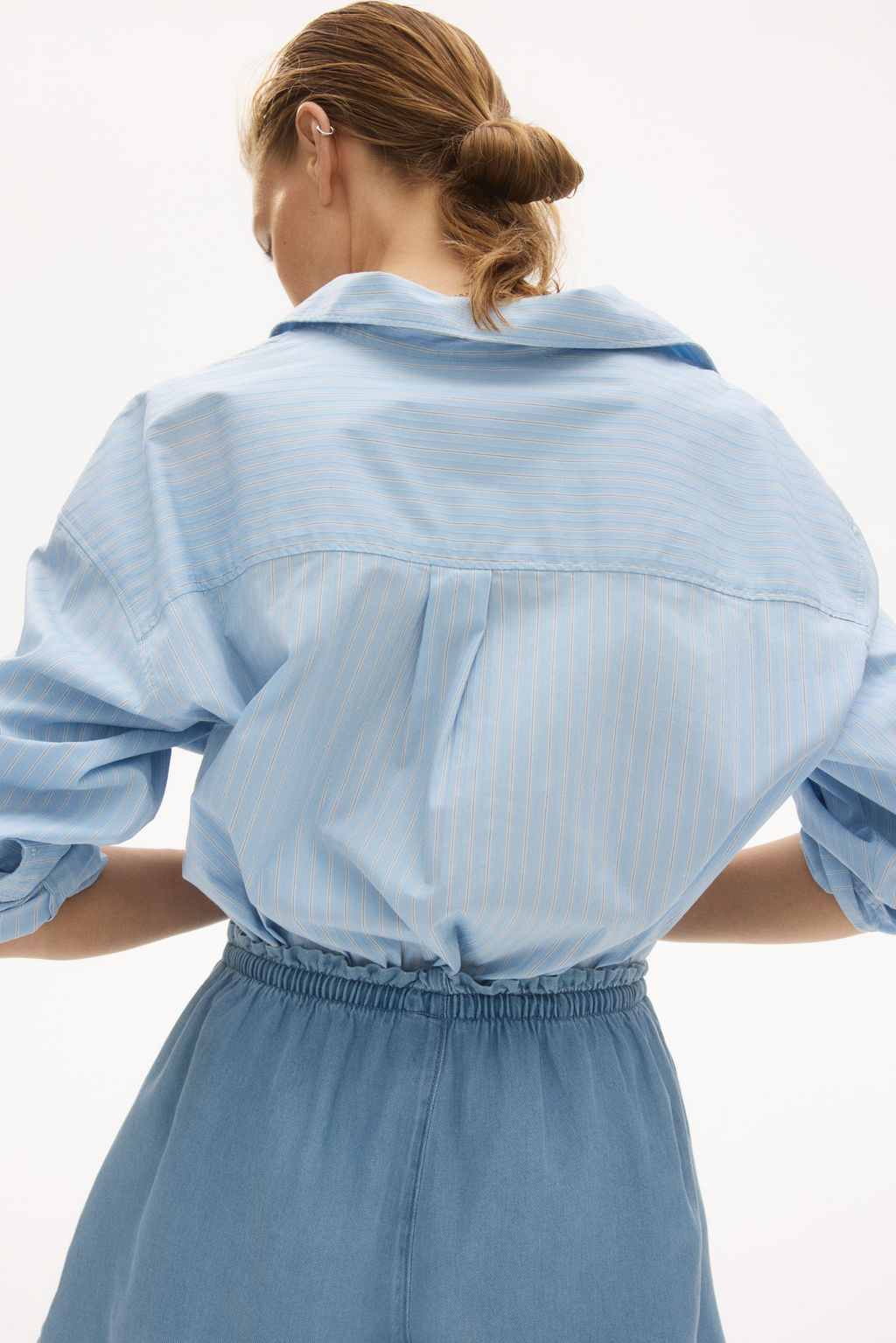 Pantal?n corto en denim con cord?n de ajuste - H&m фото 5