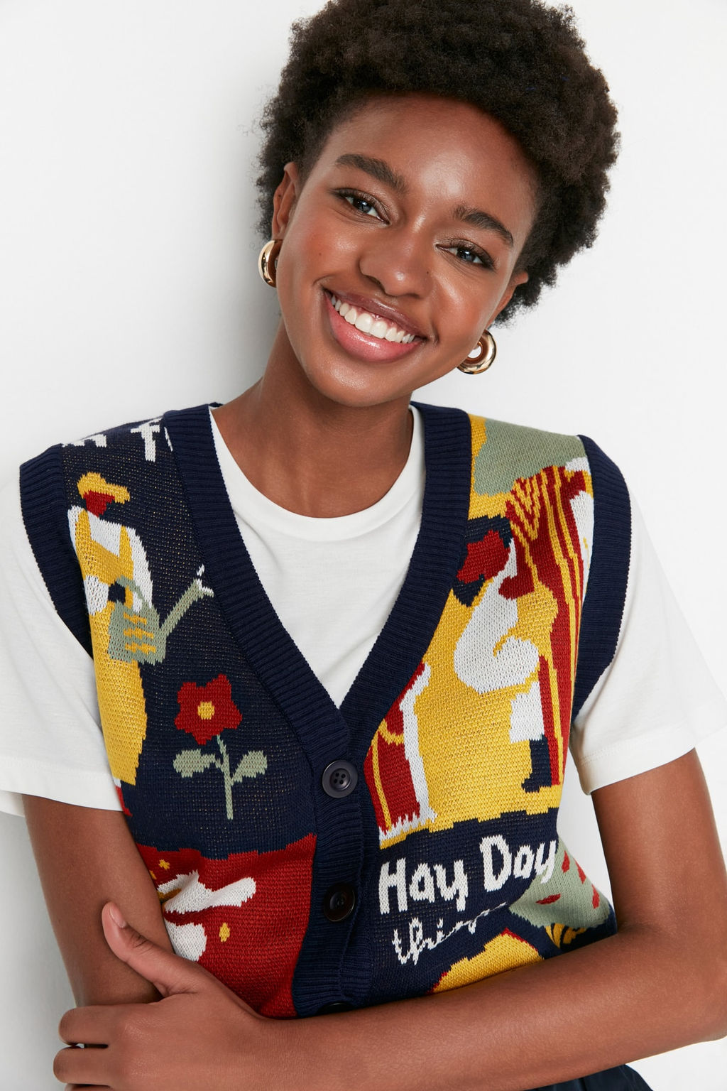 Cok Renkli Dugmeli Triko Yelek TWOAW22HI0331