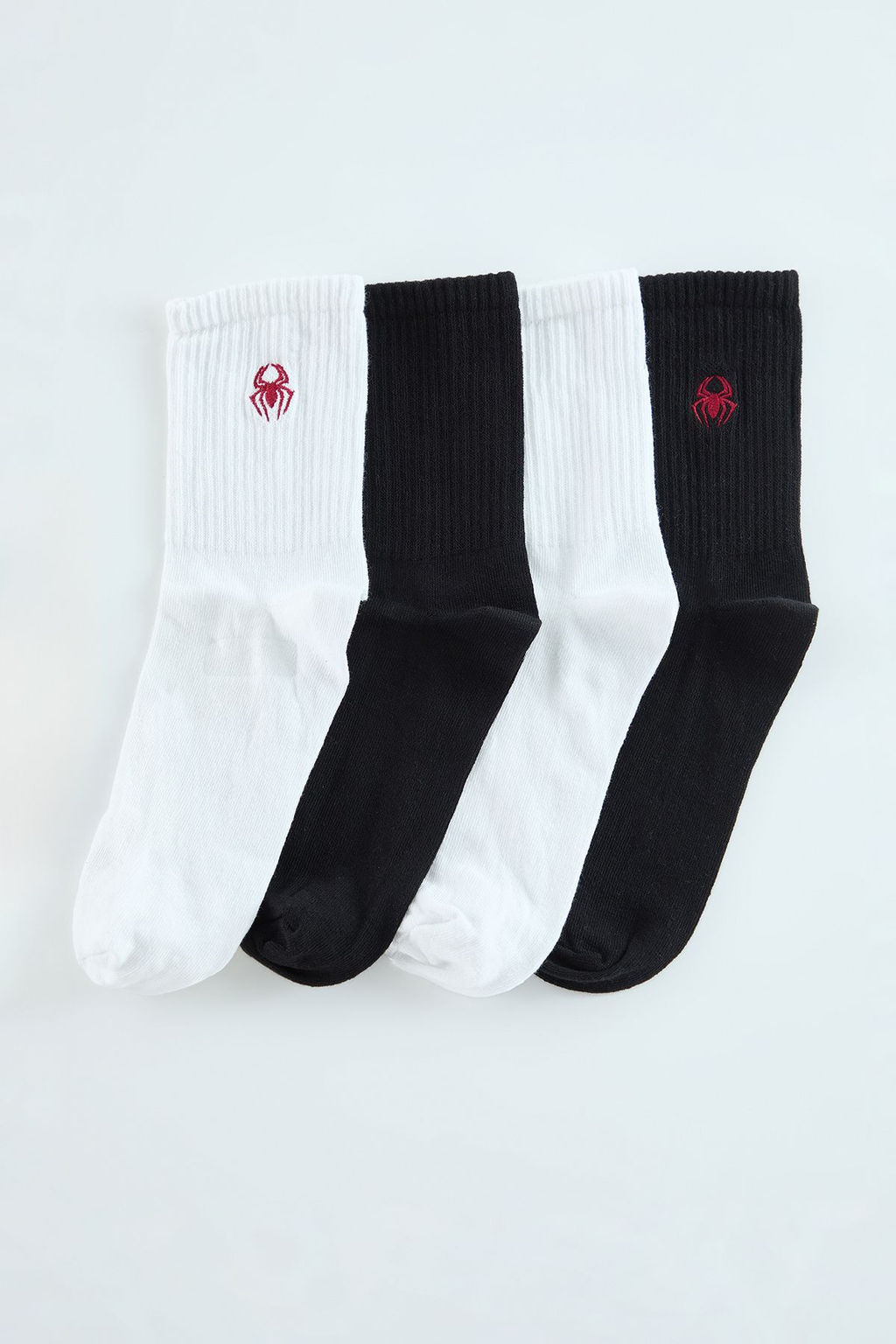 TRENDYOL MAN Siyah-Ekru Unisex 4lu Pamuklu Nak?sl? ve Duz Kar?s?k Kolej-Tenis-Orta Boy Corap TMNAW25CO00003