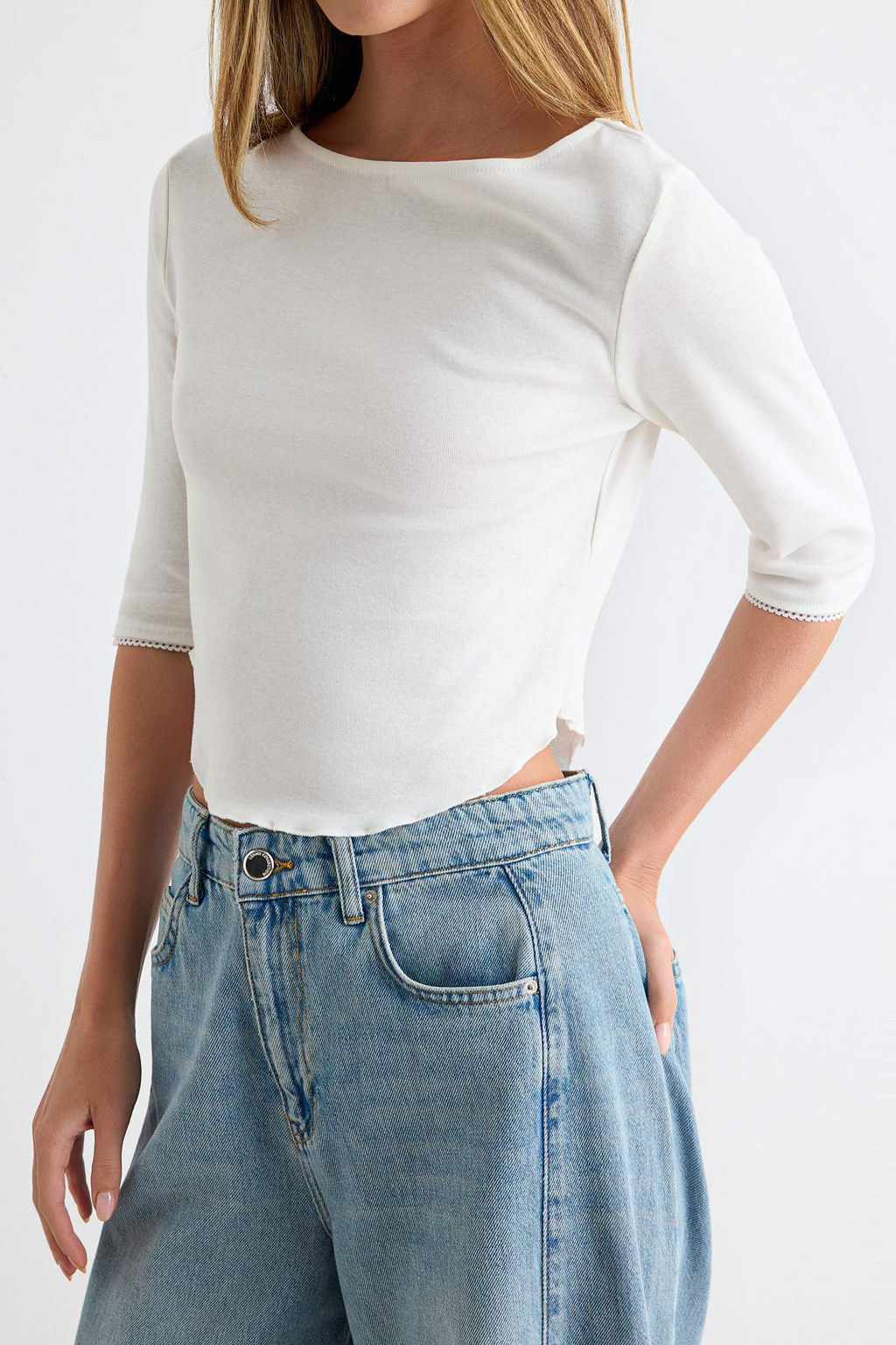 Ekru %100 Pamuk Truvakar Kol Bisiklet Yaka Crop Kol Ucu Detayl_ _rme T-Shirt TWOAW27TS00042 - Trendyolmilla фото 3