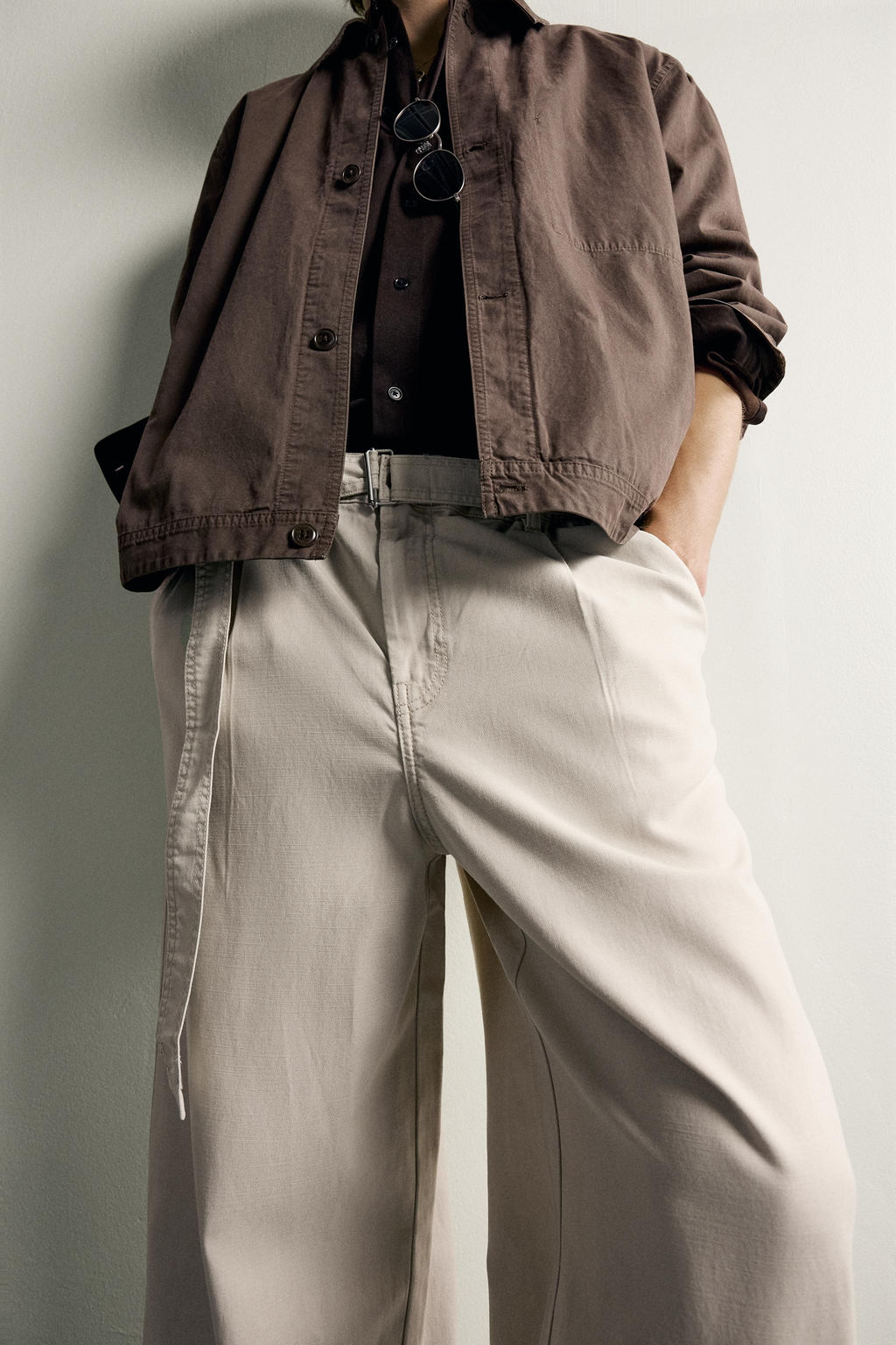 PANTAL?N RELAXED FIT PLIEGUES CINTUR?N / Gris claro - Zara фото 5