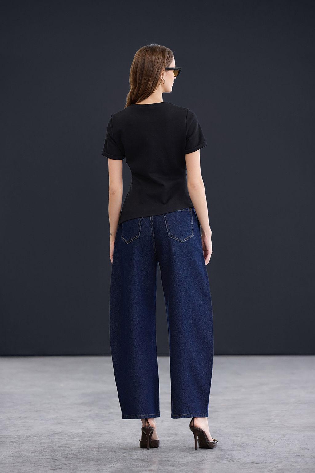 Trendyol Studio Koyu Mavi Bel Detayl? Yuksek Bel Baggy Jeans TWOAW26JE00243 - Trendyolmilla фото 3