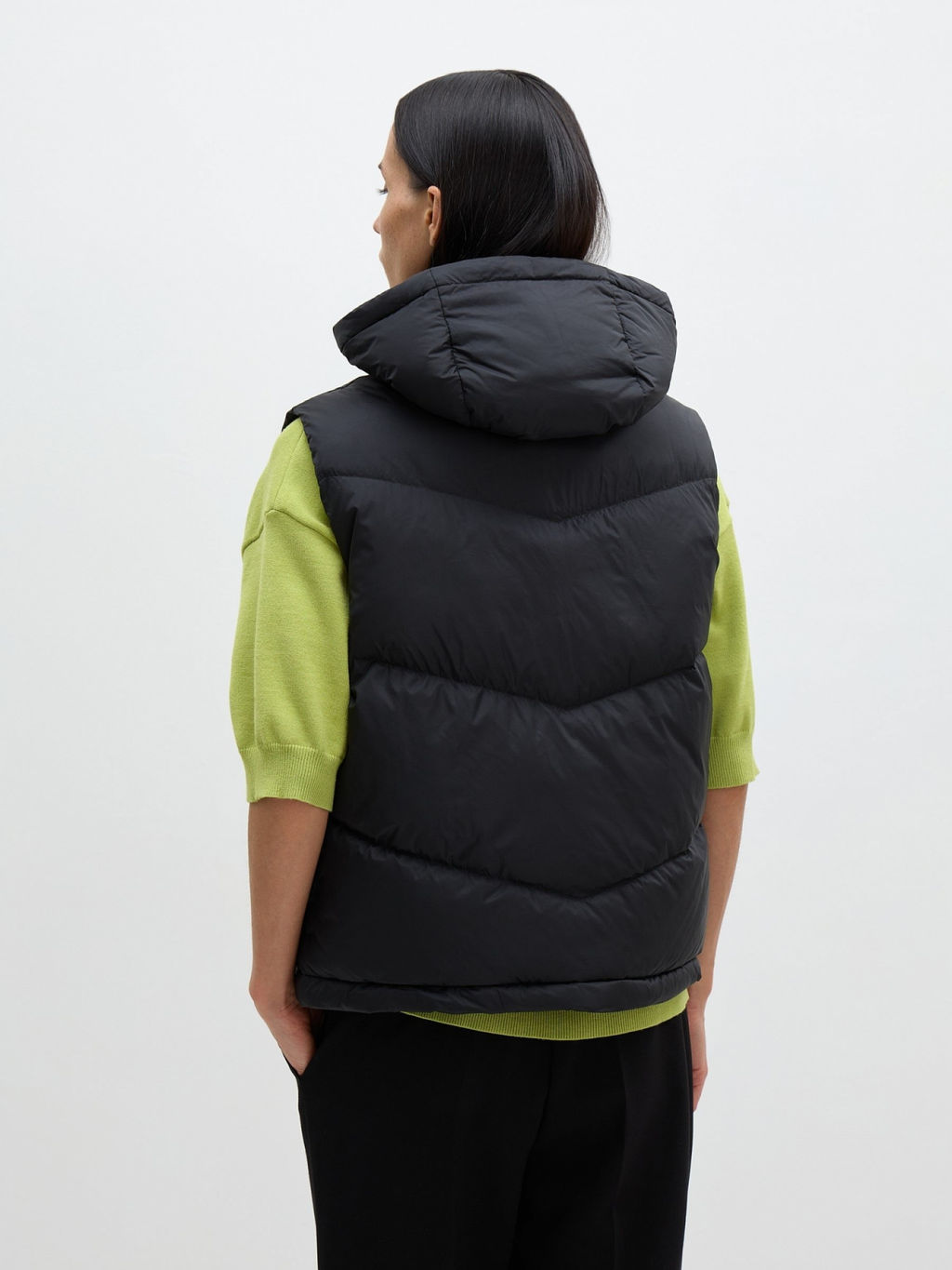 Conso/SS 240102 - nero Пуховой жилет