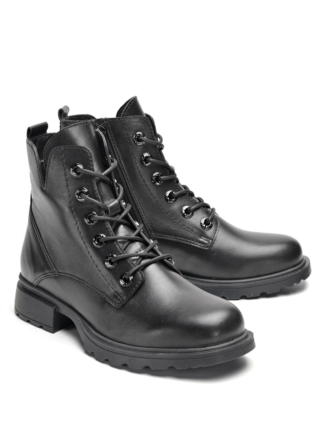 Ботинки Ионесси