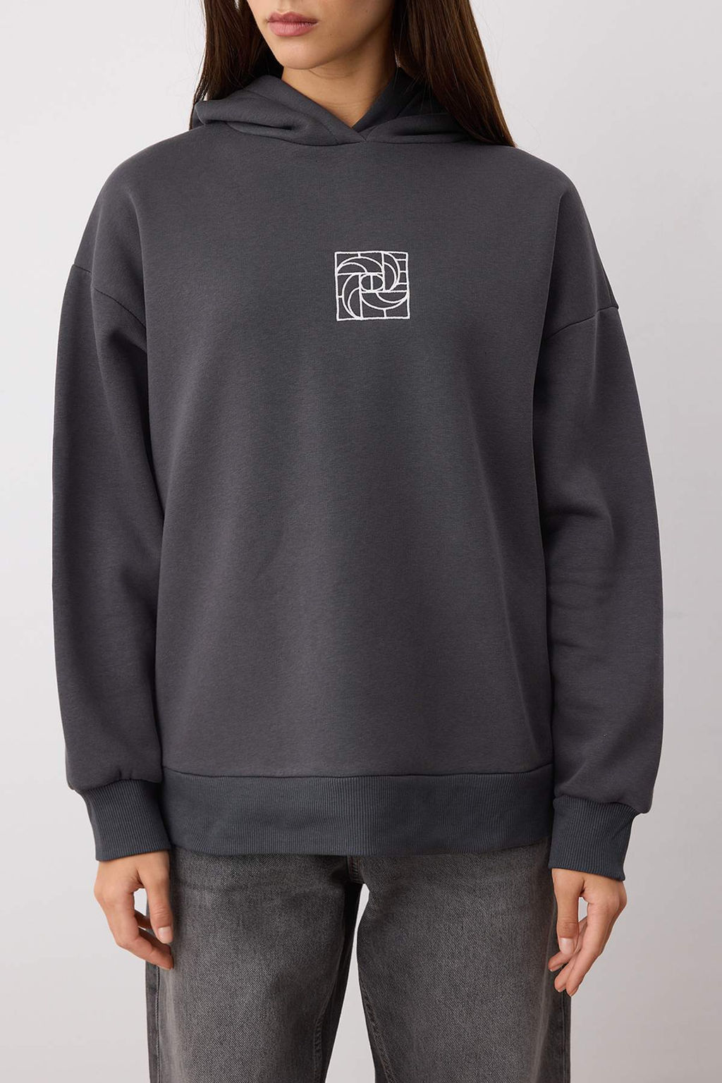 TRENDYOLMILLA Bej Oversize/Genis Kal?p Nak?sl? Kal?n Ici Polarl? Orme Sweatshirt TWOAW25SW00070 фото 8