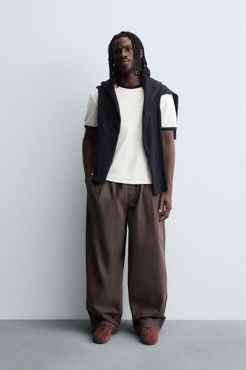 BALLOON FIT PLEATED TROUSERS