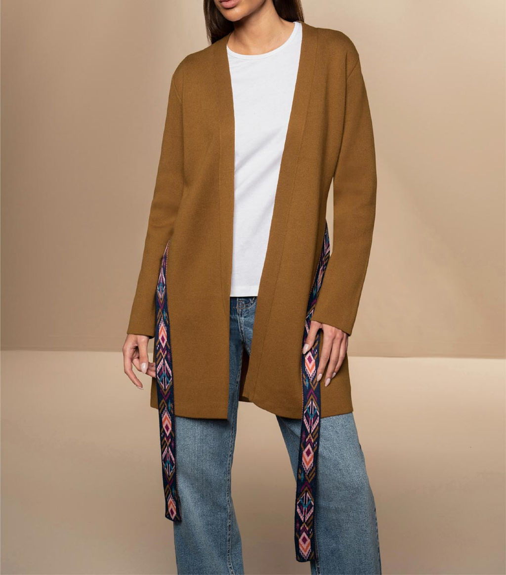 Длинный кардиган с поясом в этническом дизайне, коньячный - Heine фото 3