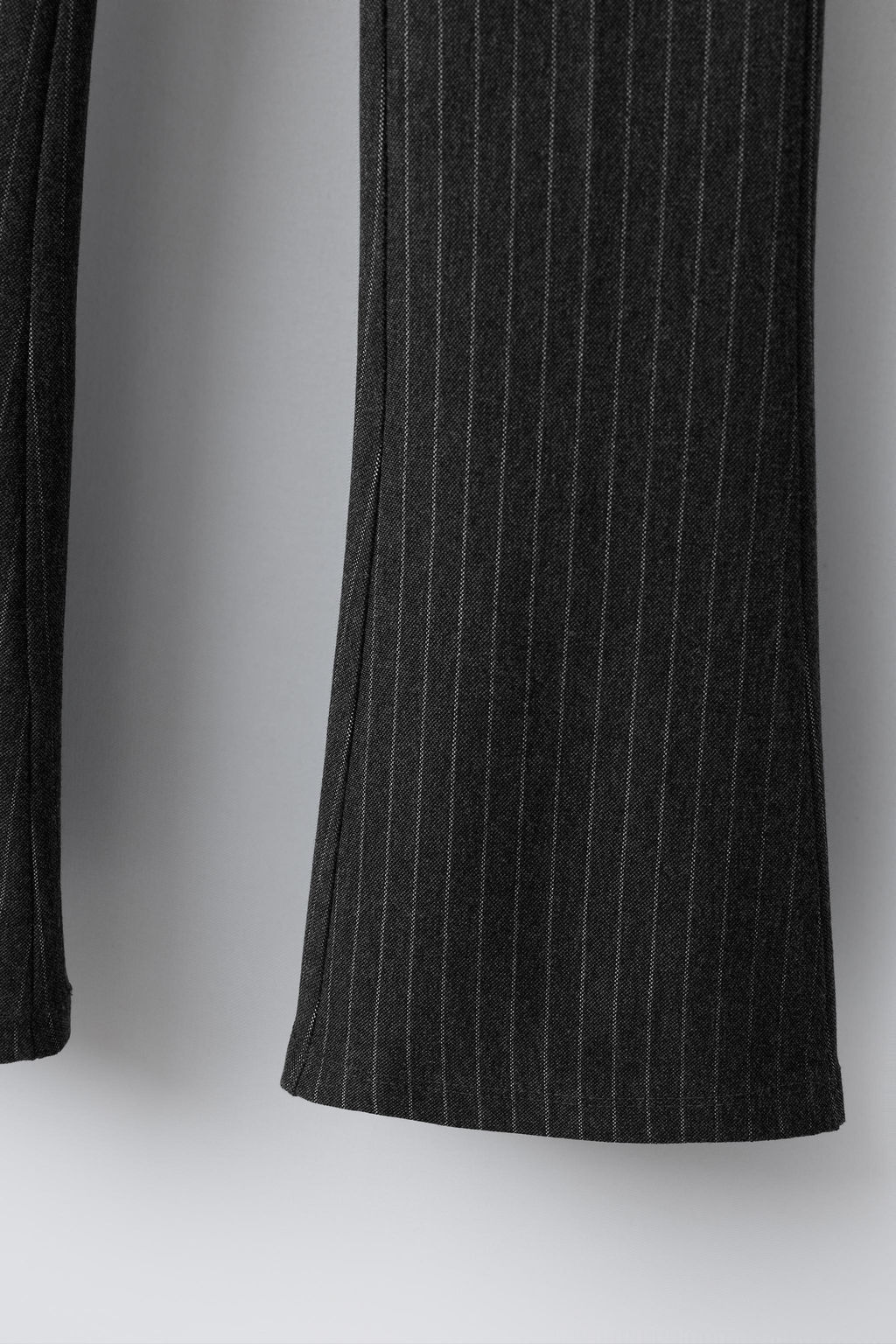 PINSTRIPE FLARE TROUSERS - Zara фото 4