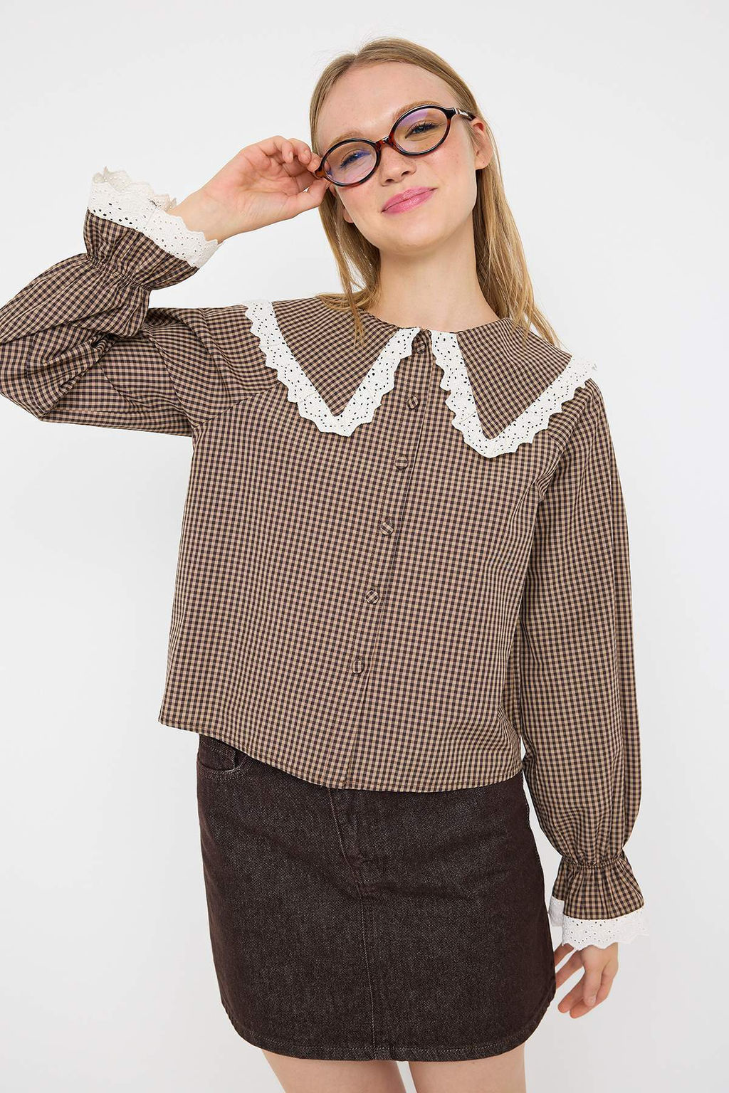 Teen Bebe Yaka Potikare