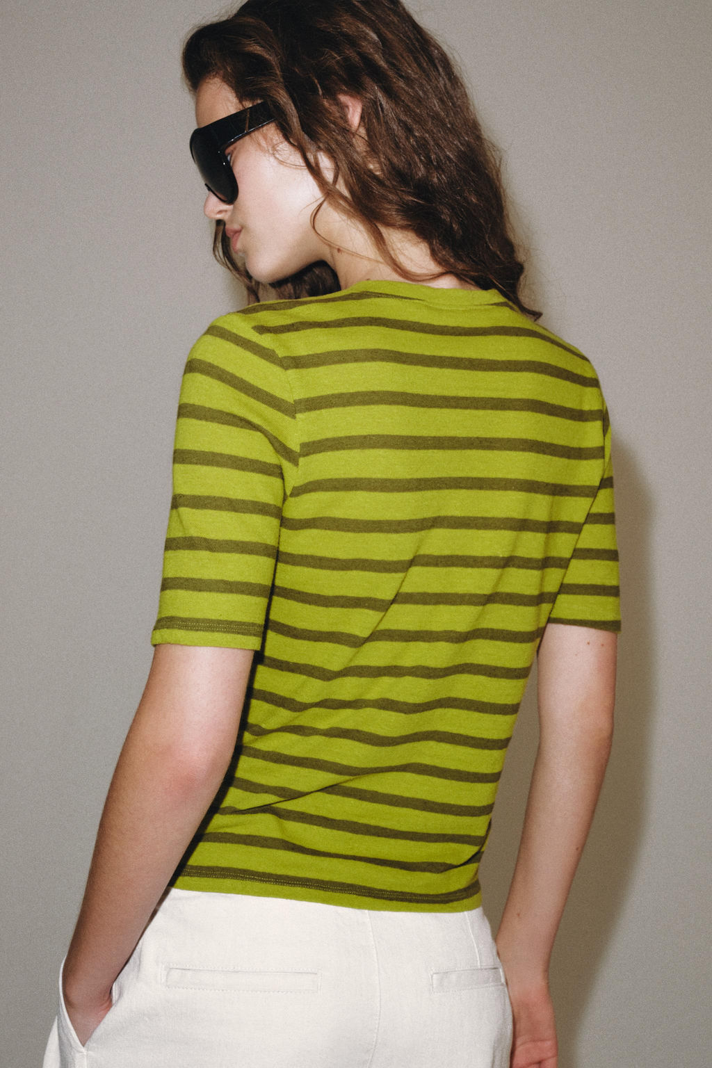 CAMISETA BOTONES CON LINO / Verdes - Zara фото 3