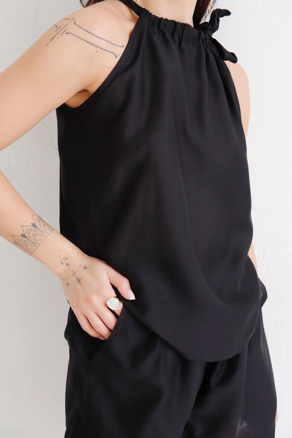 12587 Костюм из топа и шорт чёрный - Martichelli фото 5