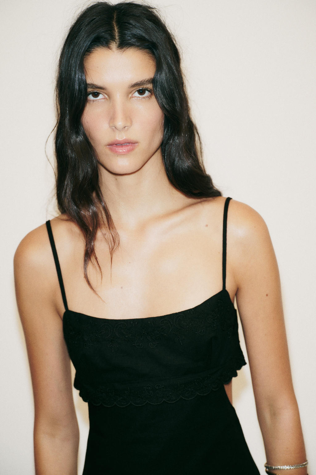 CUT-OUT EMBROIDERED DRESS - Zara фото 10