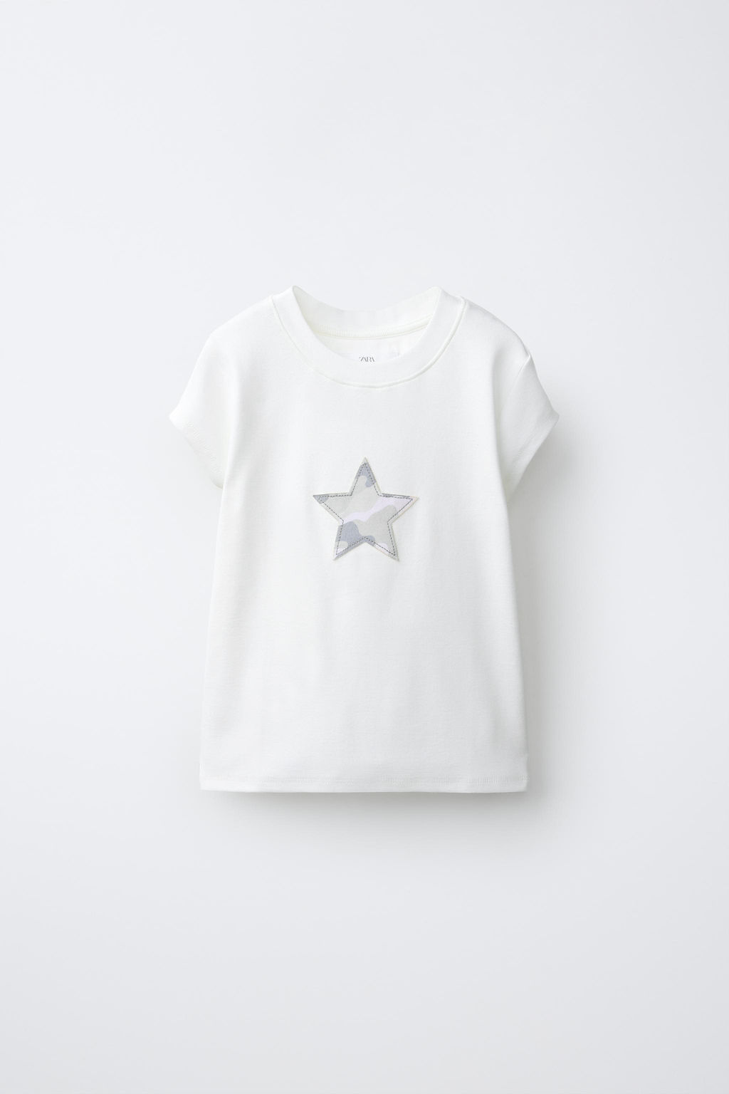 CAMISETA PARCHE CAMUFLAJE / Blanco roto - Zara фото 3