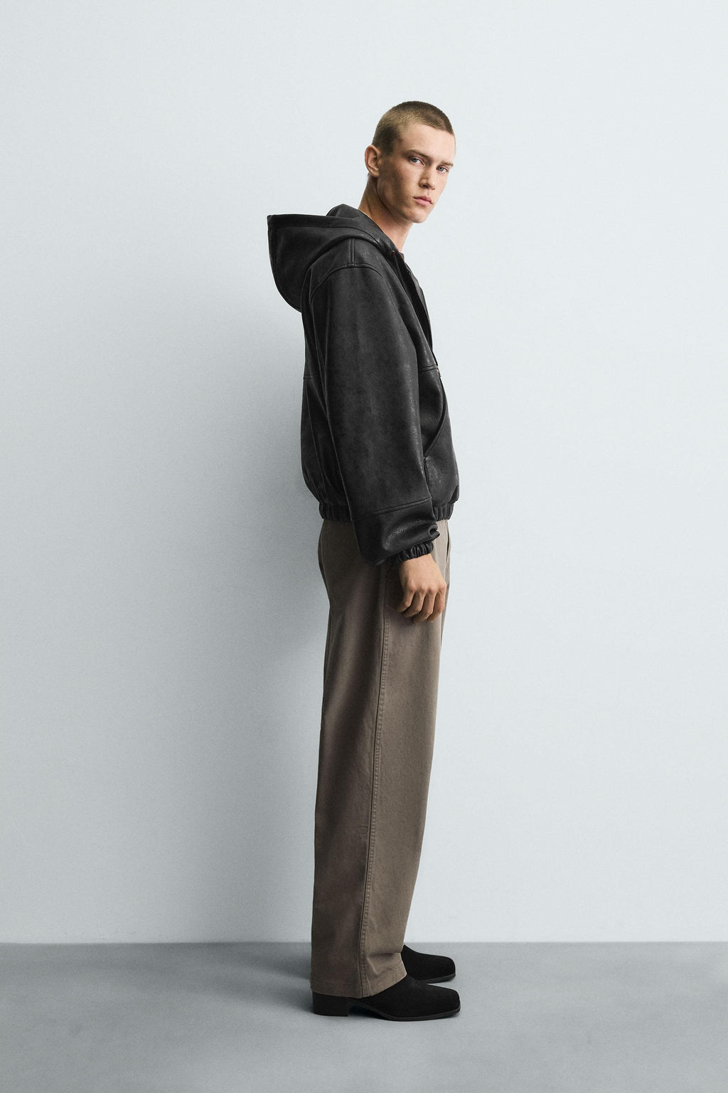 HOODED LEATHER EFFECT JACKET - Zara фото 4