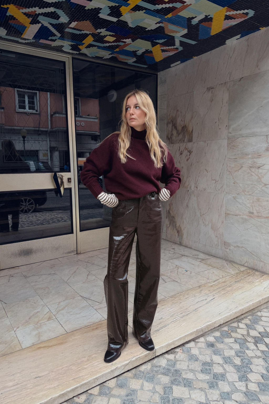 SOFT KNIT HIGH NECK JUMPER