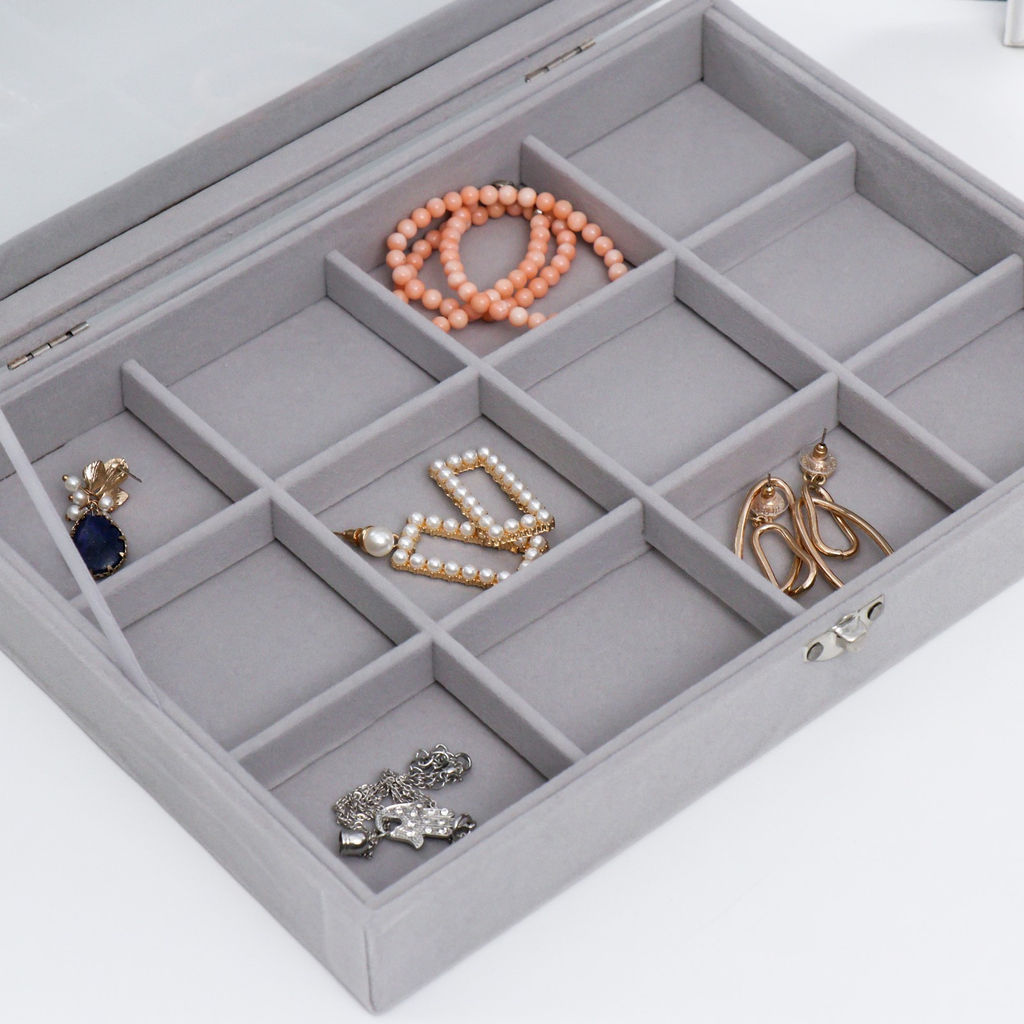 Шкатулка бархат для браслетов Серый туман 5х20х28 см - Simaland фото 5