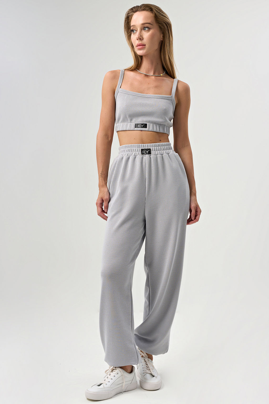 Топ на бретелях из плотного трикотажа серый