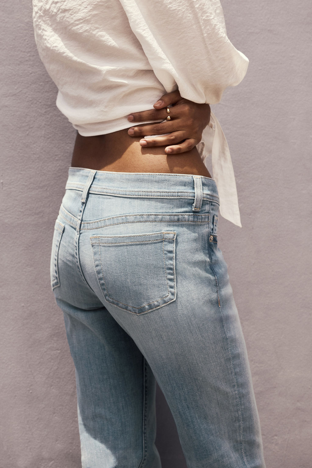 Flared Leg Ultra Low Waist Jeans - H&m фото 9