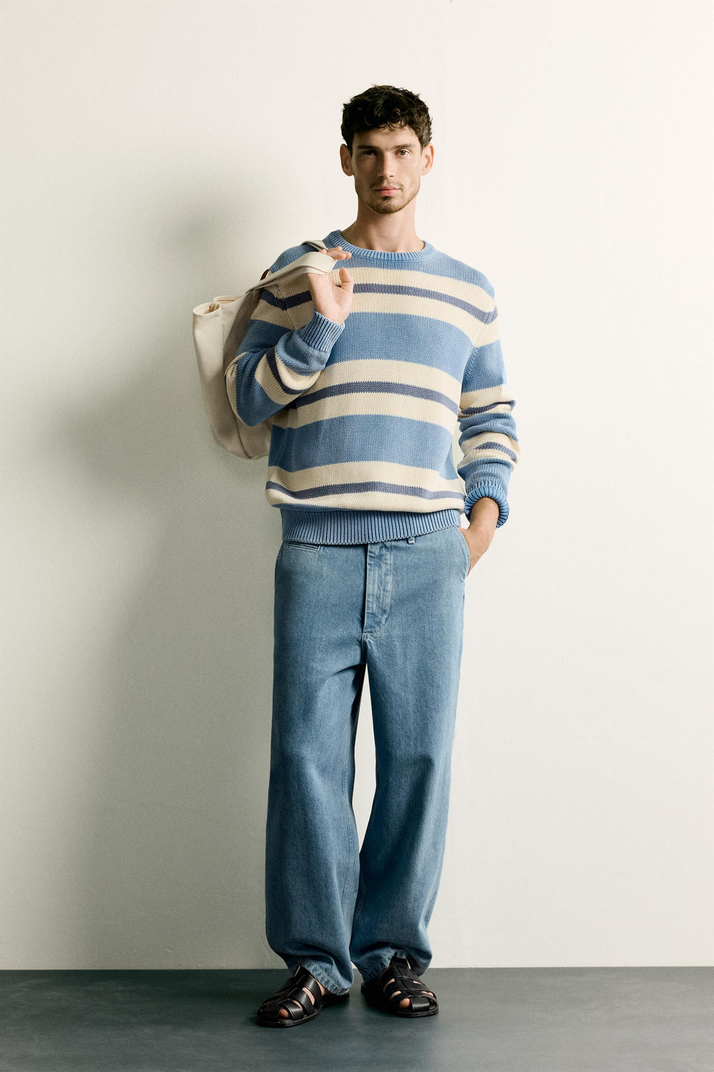 JERSEY REGULAR FIT JACQUARD RAYAS LAVADO / Azul