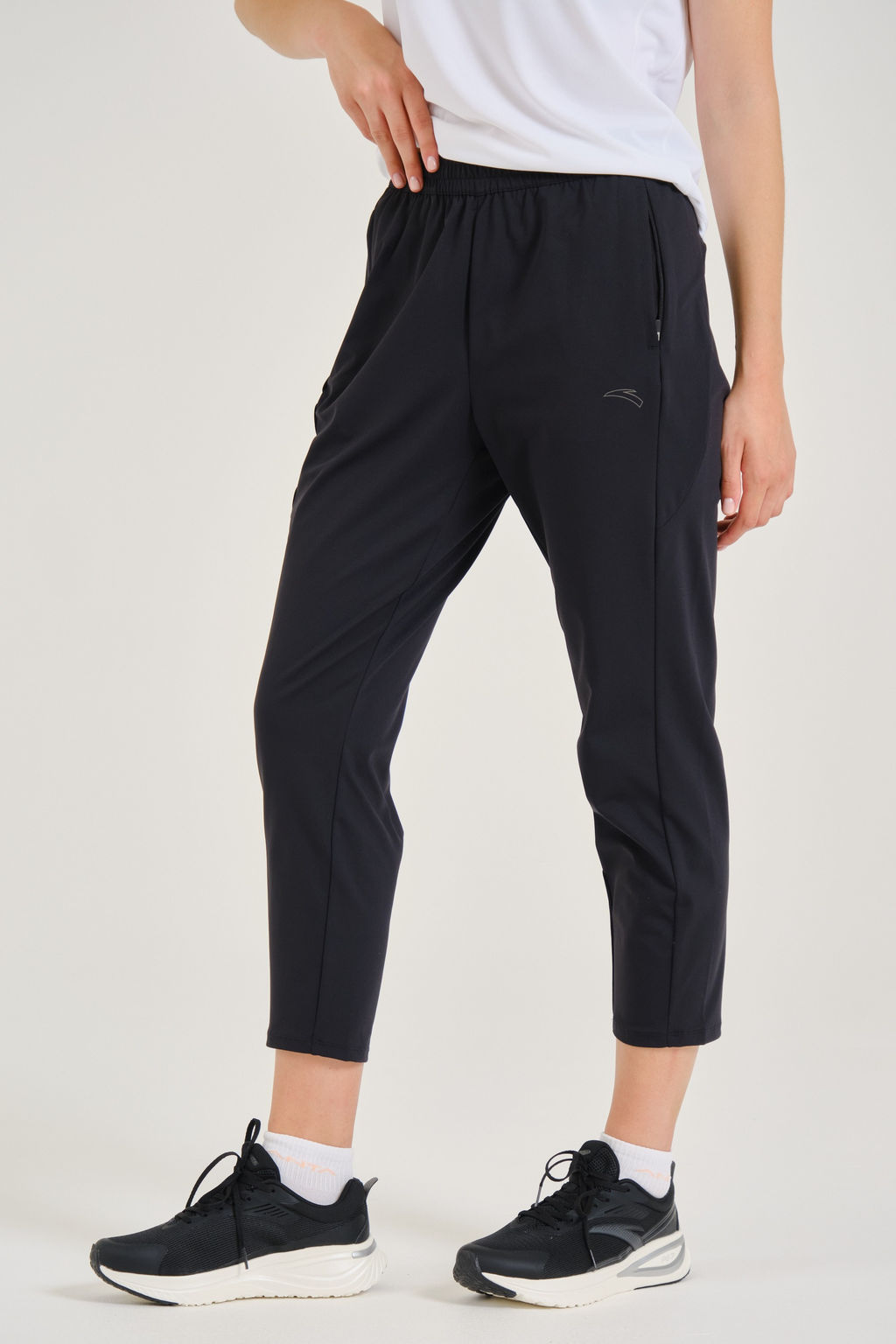 Брюки трикотажные укороченные Черный