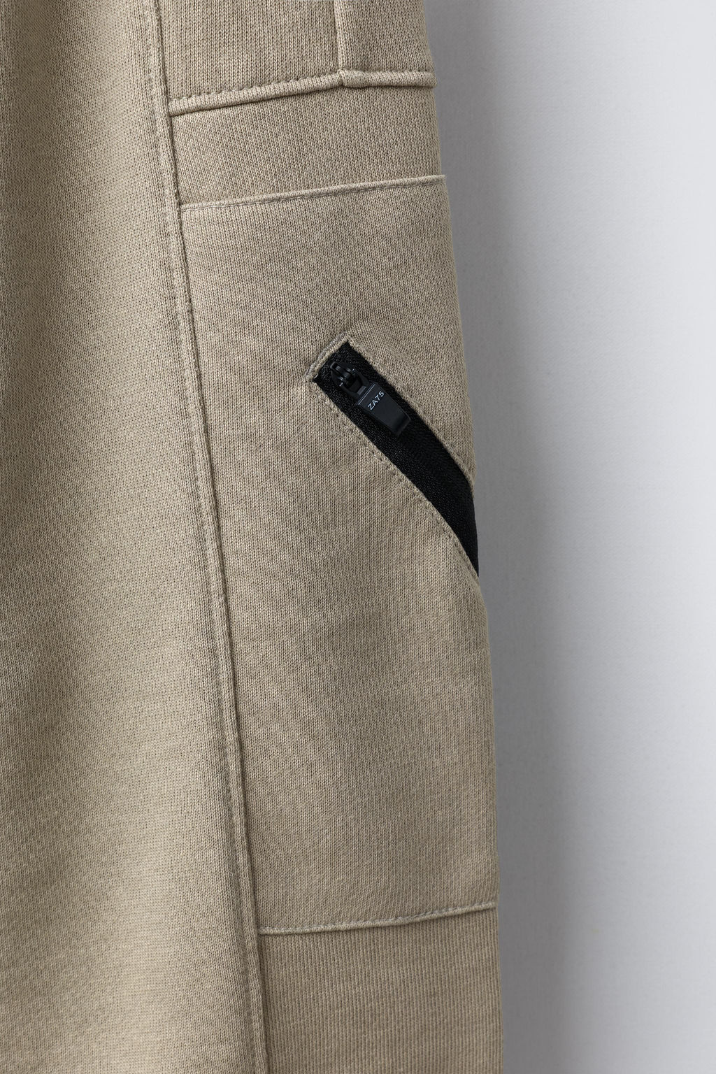 JOGGERS WITH ZIPS - Zara фото 4