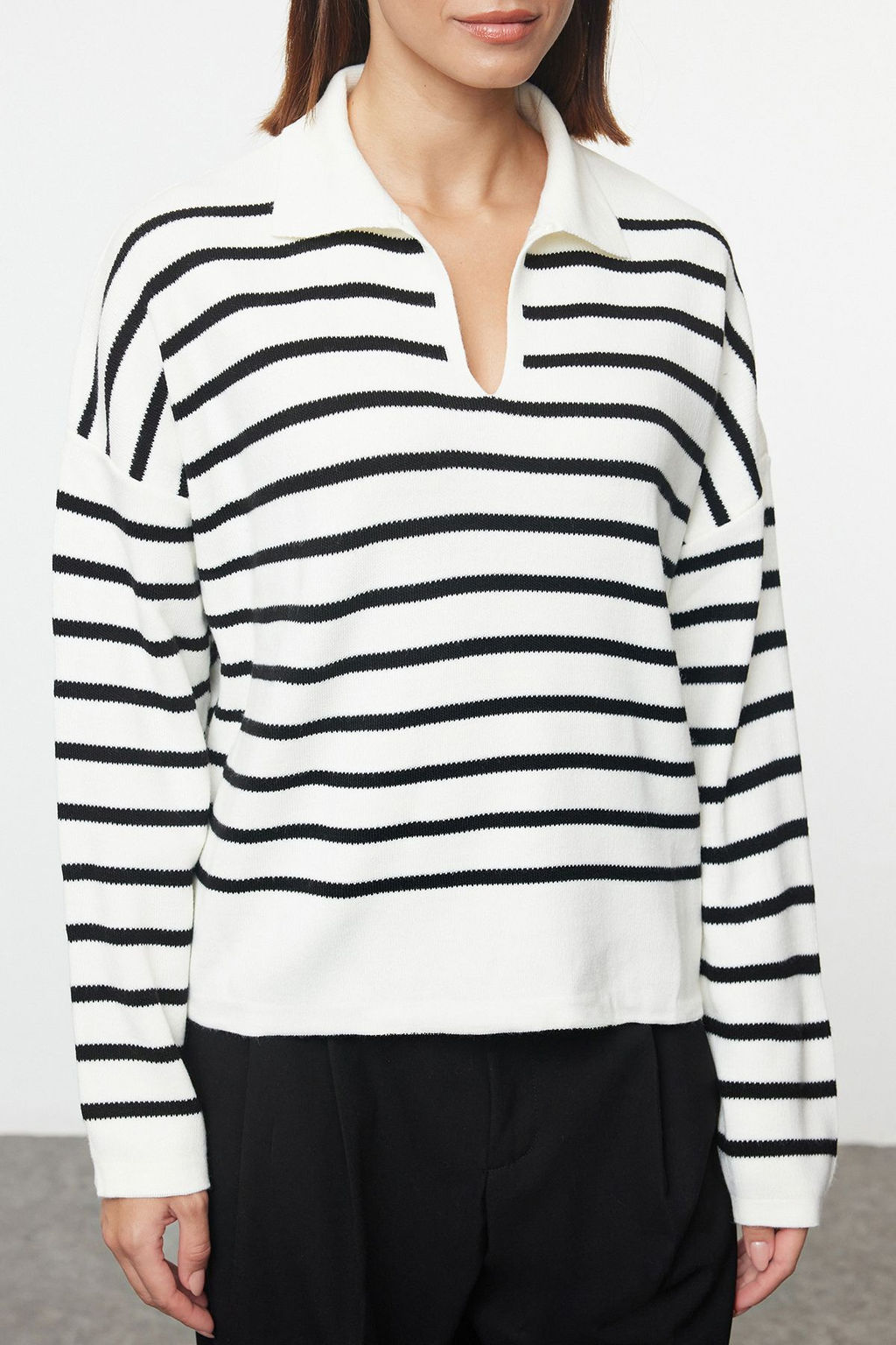 Ekru Genis Kal?p Polo Yaka Cizgili Triko Kazak TWOAW25KZ00341 - Trendyolmilla фото 3