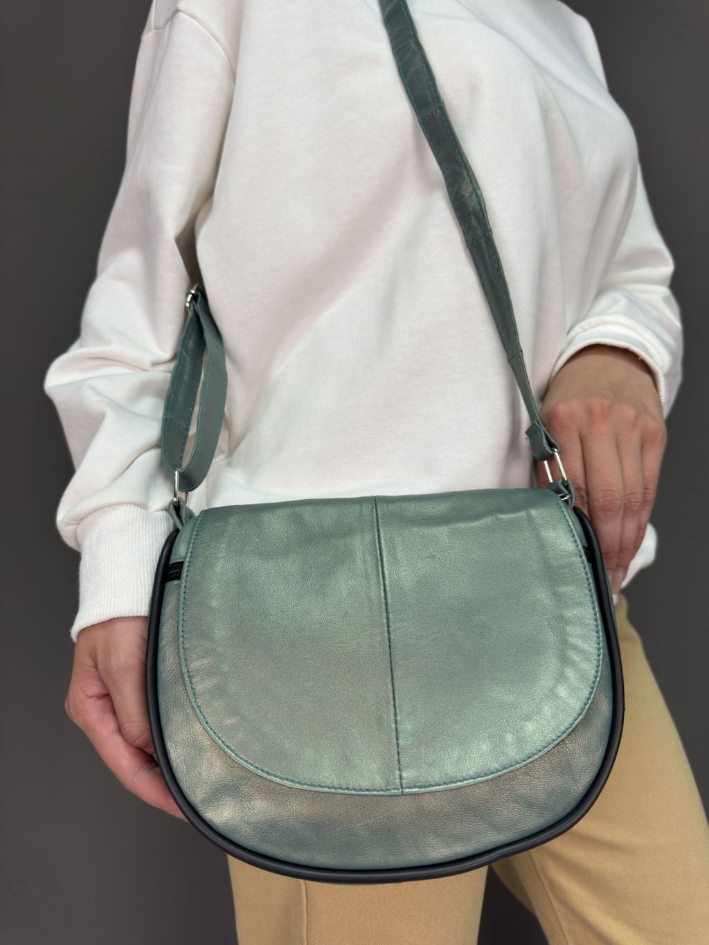 Сумка женская из телячьей кожи