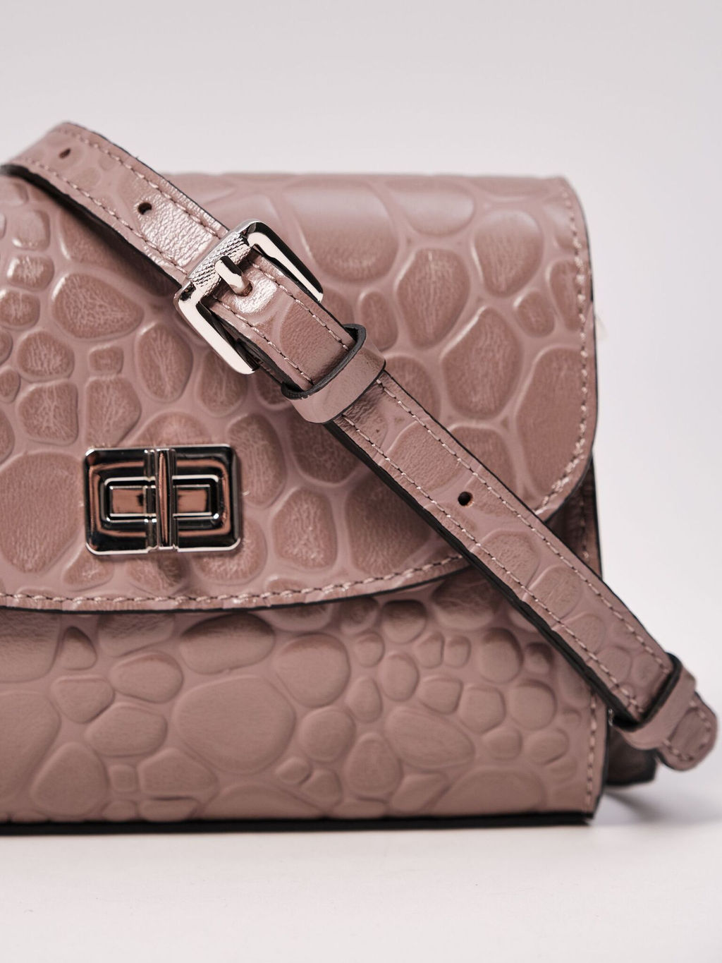 Сумка на плечо Deboro 31033 фиолетовый шепот