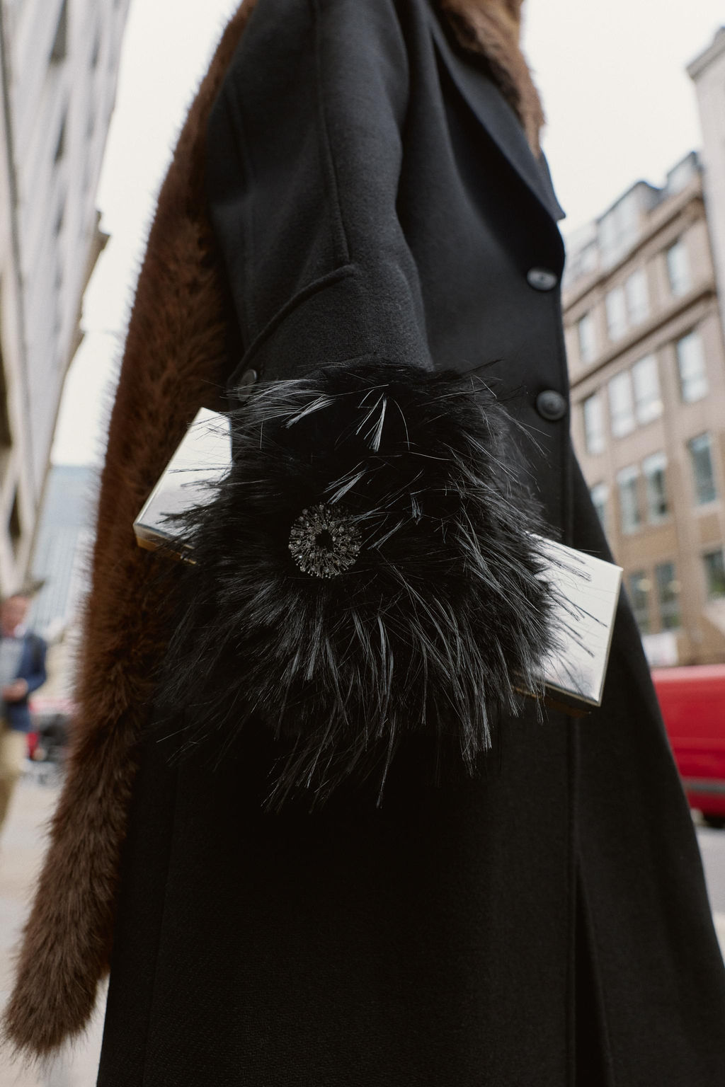 FAUX FUR JEWEL MITTENS - Zara фото 2