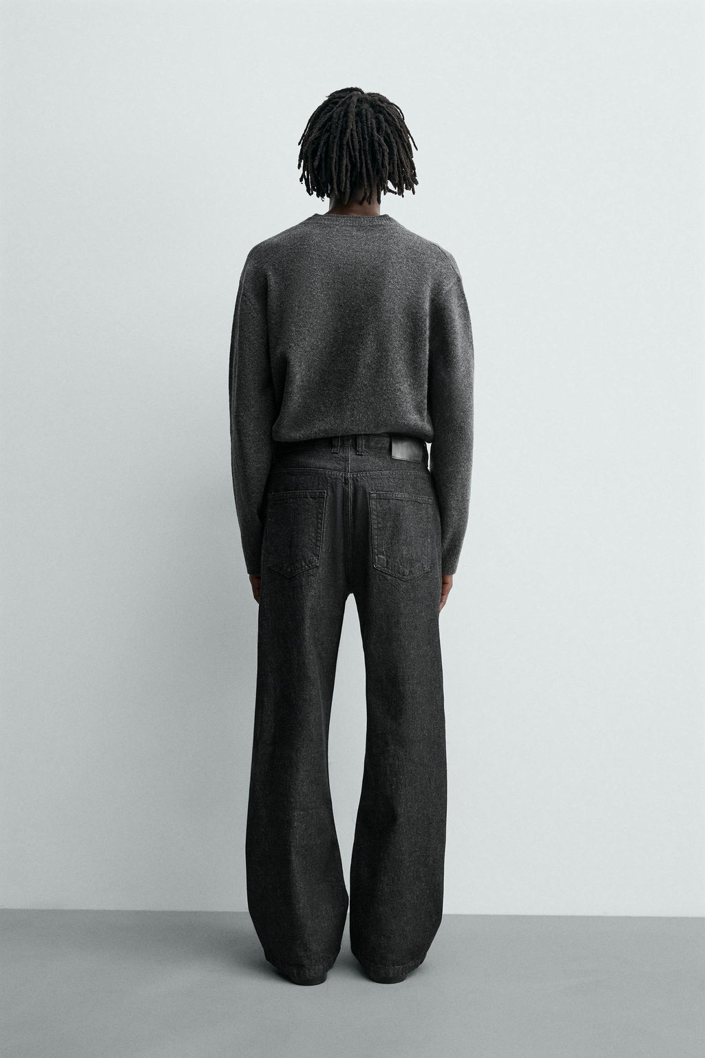 JEANS RELAXED FLARE FIT / Negro - Zara фото 3