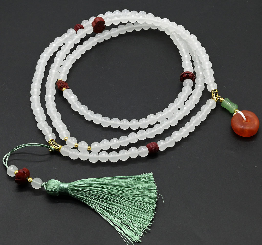 Ожерелье из натурального камня шарик 8мм цв.белый, 130см