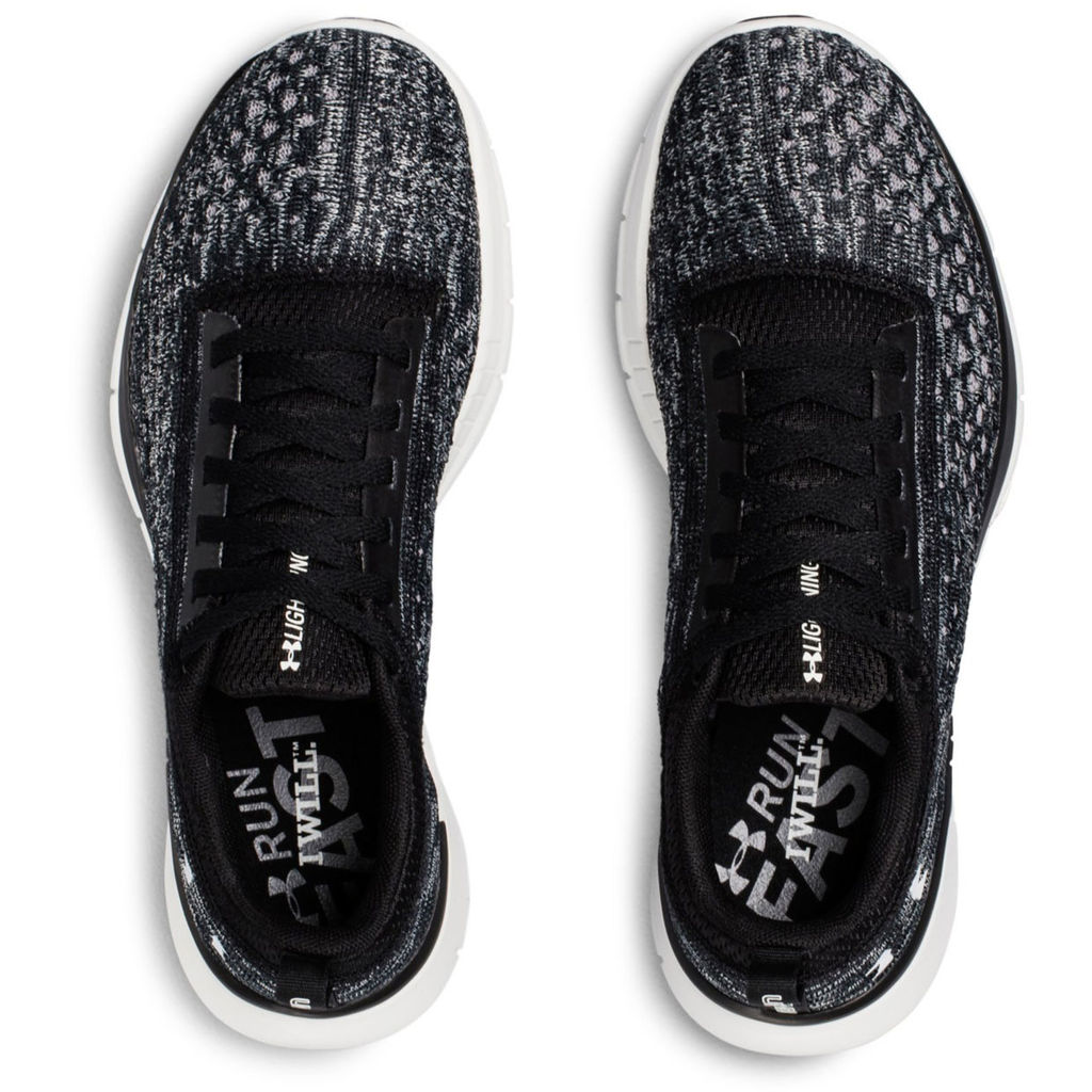 Кроссовки женские