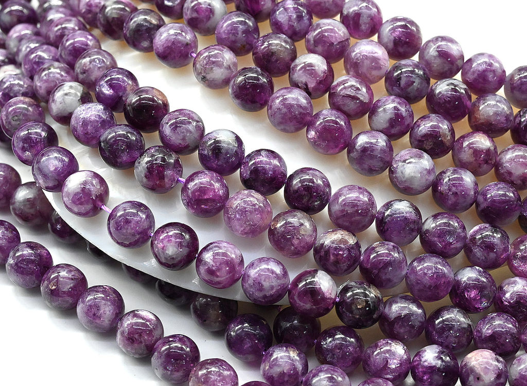 Бусины из лепидолита шарик 8мм, 39см, 47 бусин Радуга камня