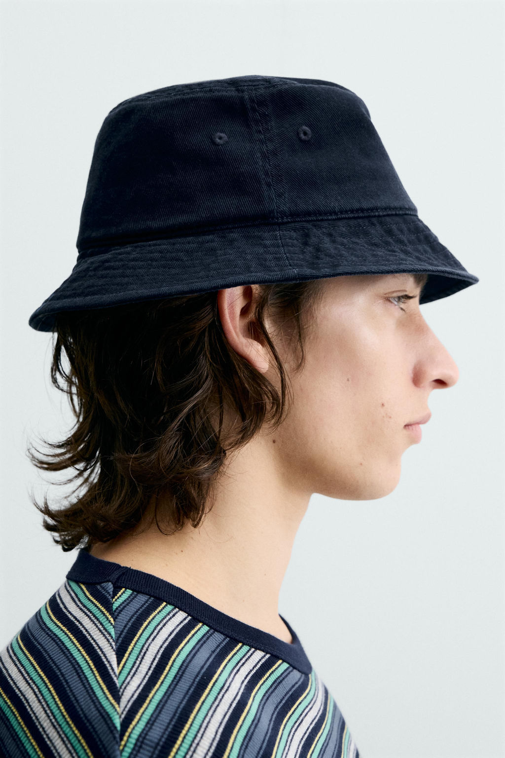 SOMBRERO BUCKET LAVADO / Marino - Zara фото 2