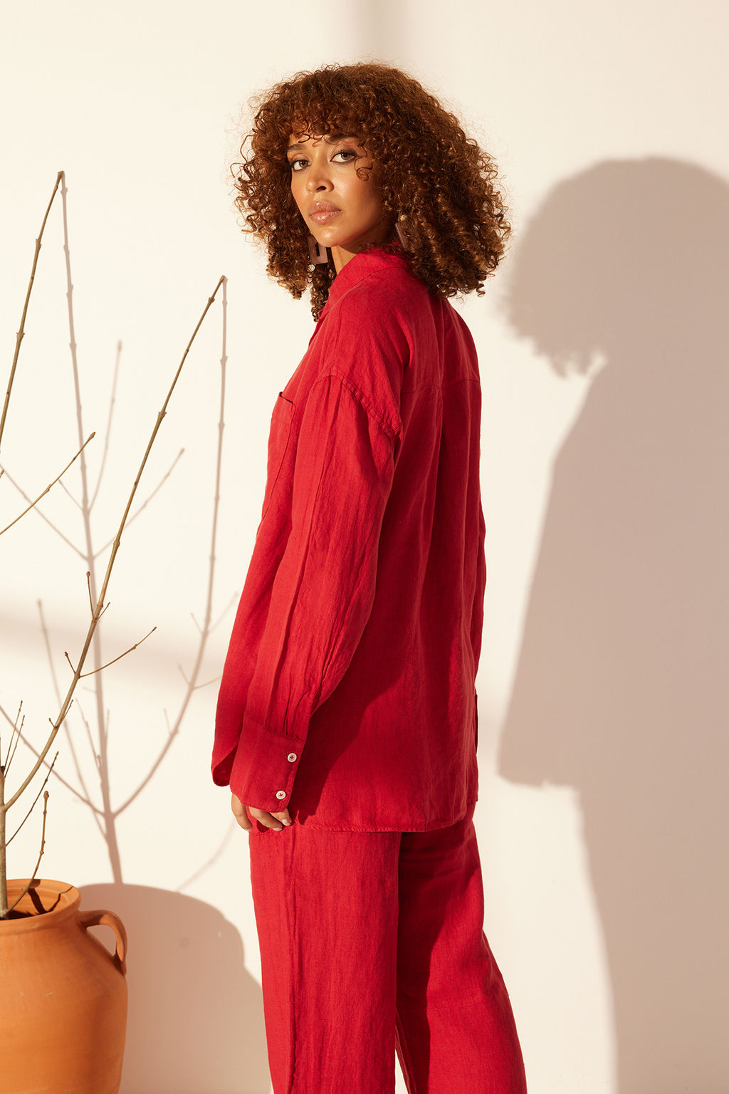 K?rm?z? %100 Keten Oversize Gomlek TWOSS23GO00443