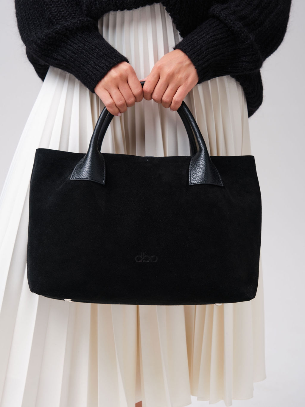 Замшевая сумка Iris DBR 31372 черный велюр фото 3