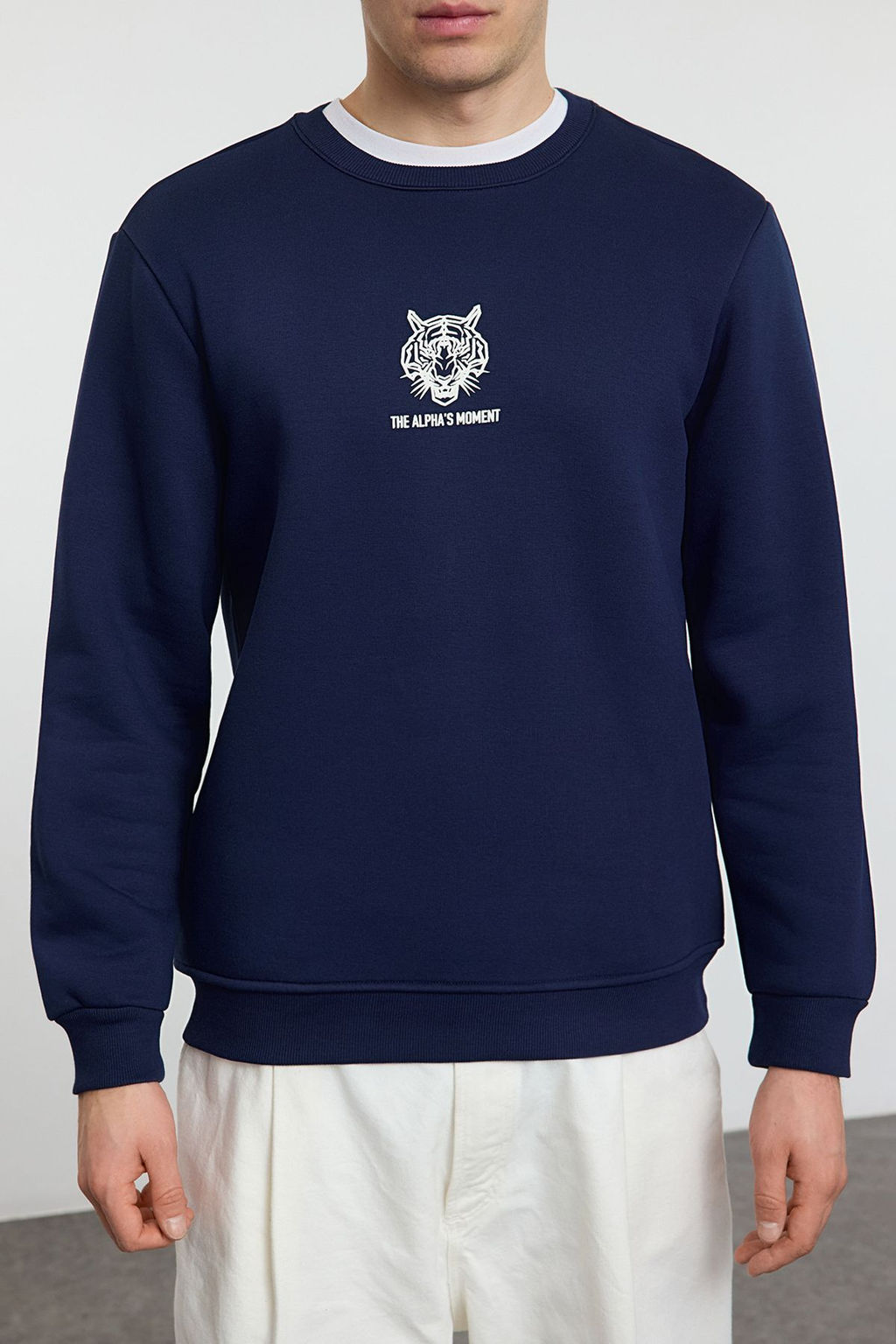 TRENDYOL MAN Lacivert Oversize/Genis Kesim Hayvan Bask?l? Pamuklu Sweatshirt TMNAW25SW00129 - Trendyolmilla фото 3
