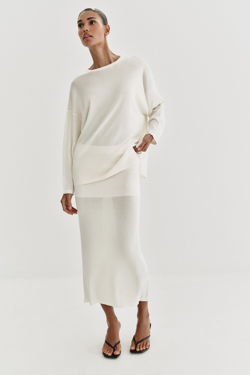 FALDA MIDI PUNTO FINO / Blanco