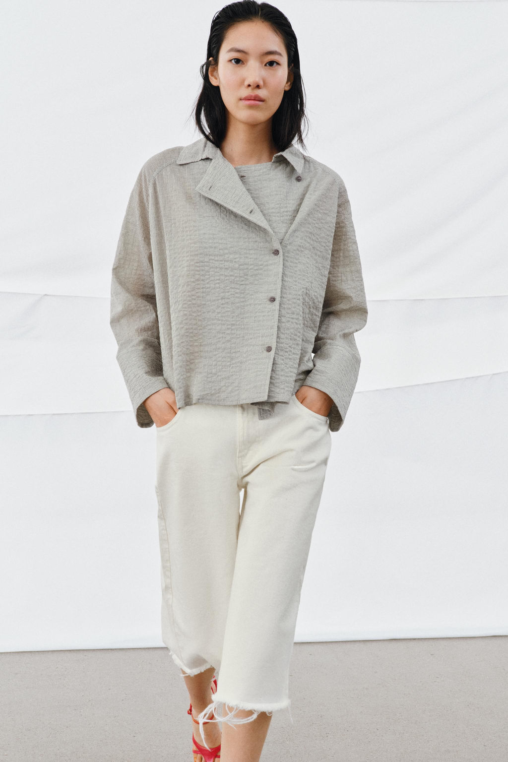 CAMISA ASIM?TRICA BOTONES ZW COLLECTION / Negro / Blanco - Zara фото 2