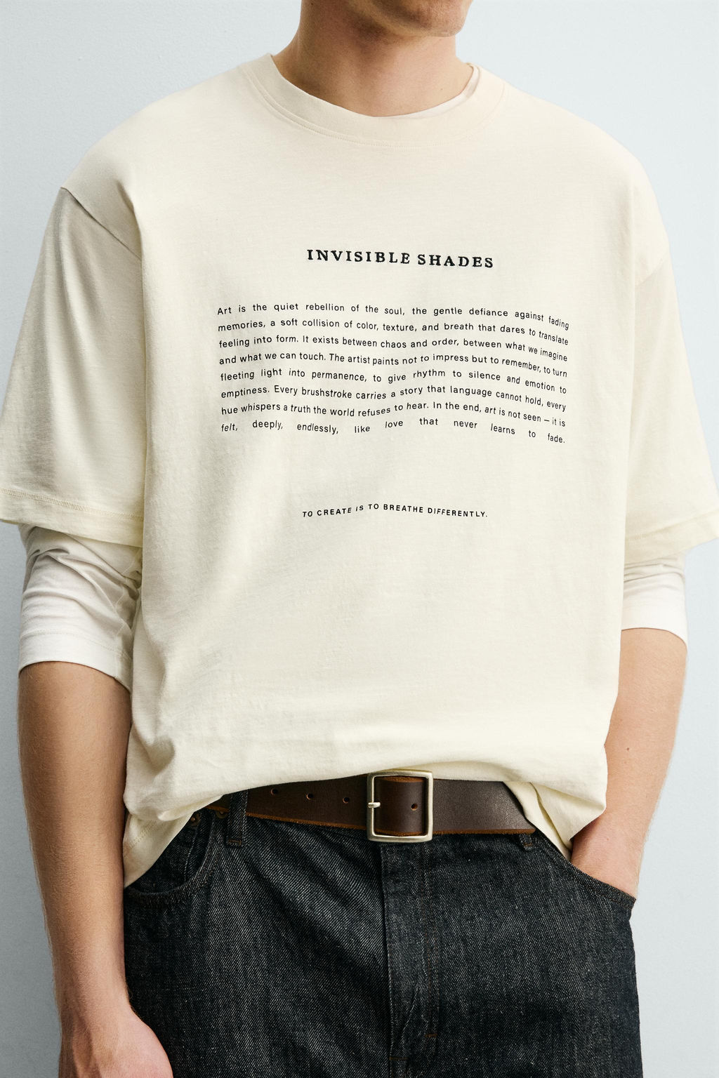 CAMISETA TEXTO ESTAMPADO / Blanco roto