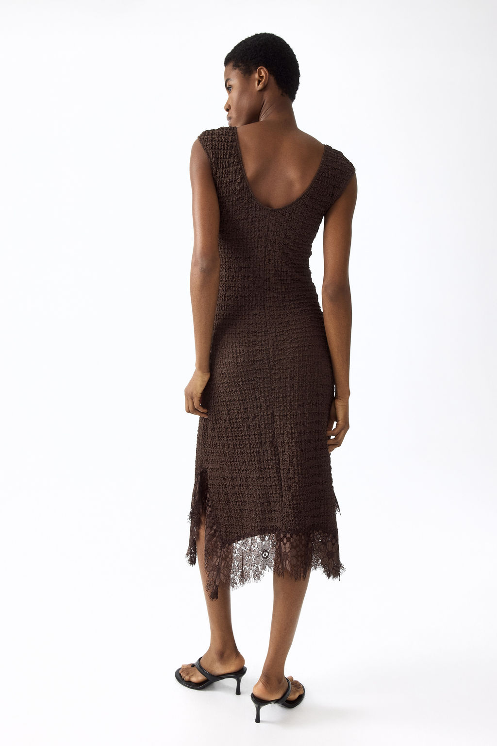 Vestido en punto texturizado con ribete de encaje - H&m фото 3
