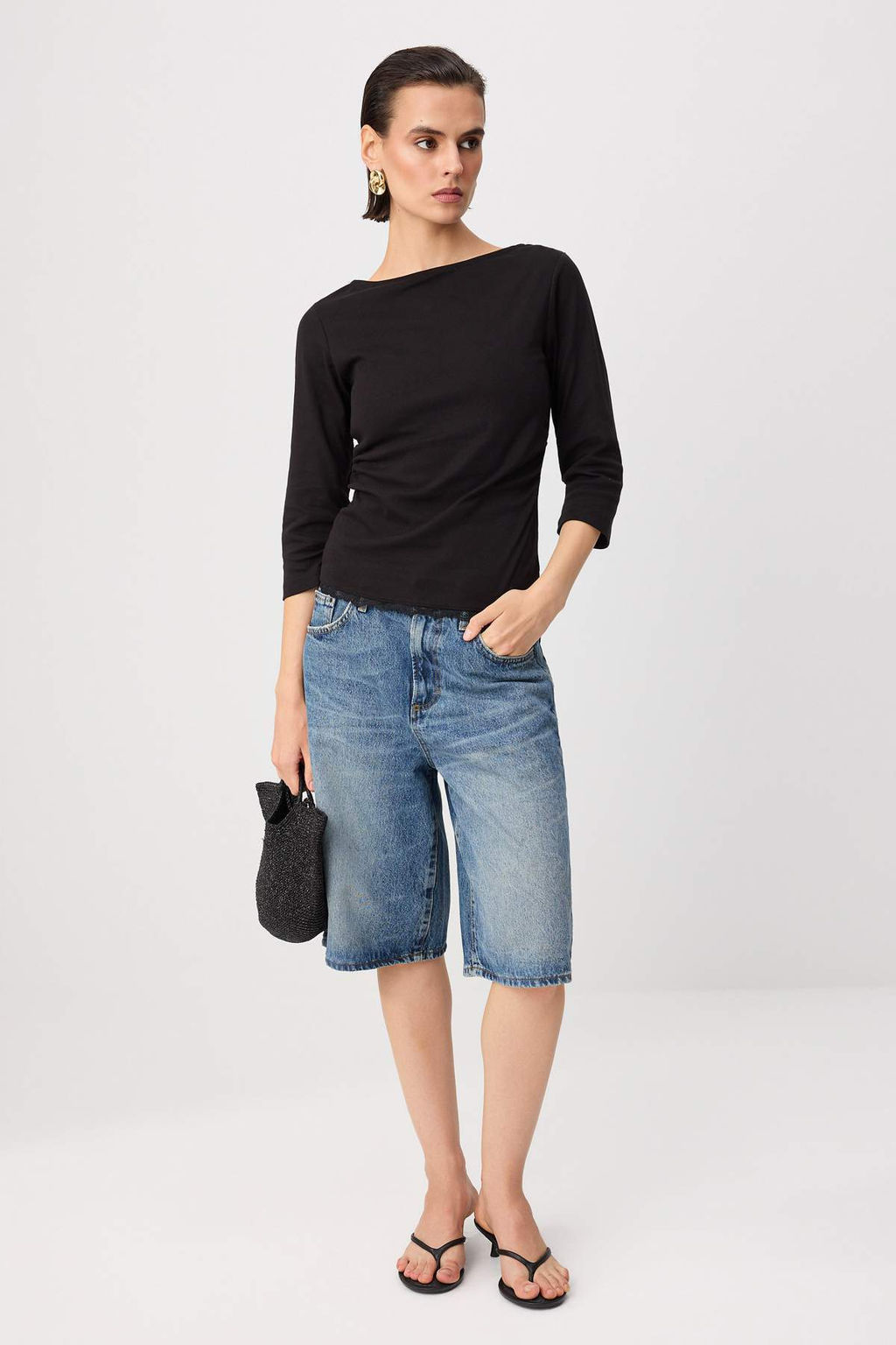 Siyah Dantel Detayl_ Fitted Kay_k Yaka Truvakar Kol Pamuklu Esnek _rme T-Shirt TWOAW27TS00003 - Trendyolmilla фото 2