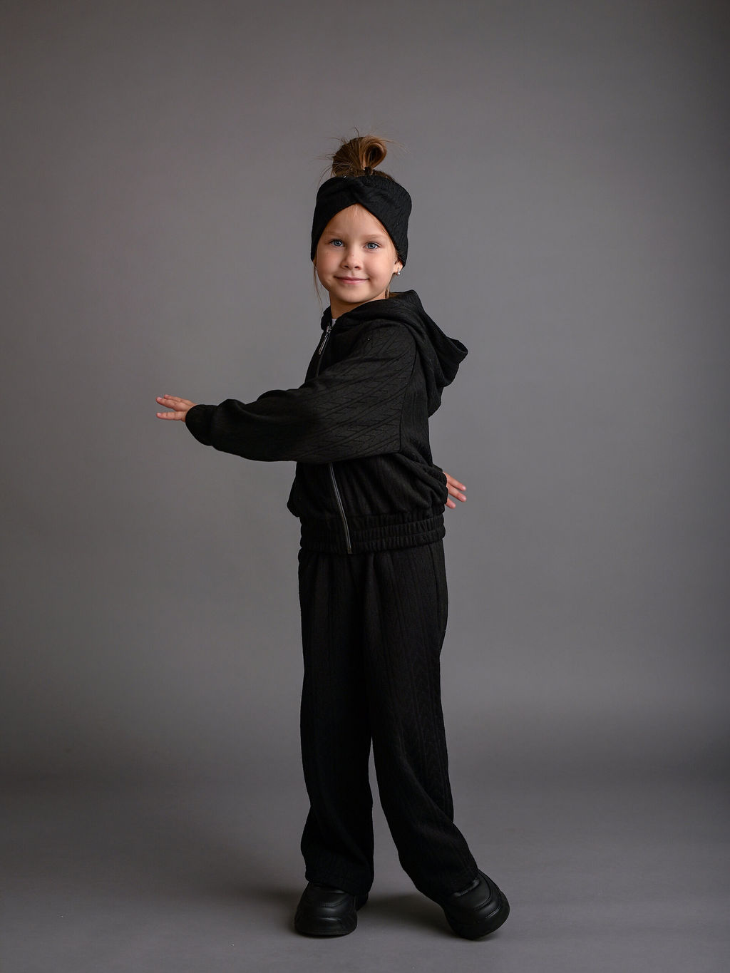 Костюм вязаный ЦВЕТ: ЧЕРНЫЙ