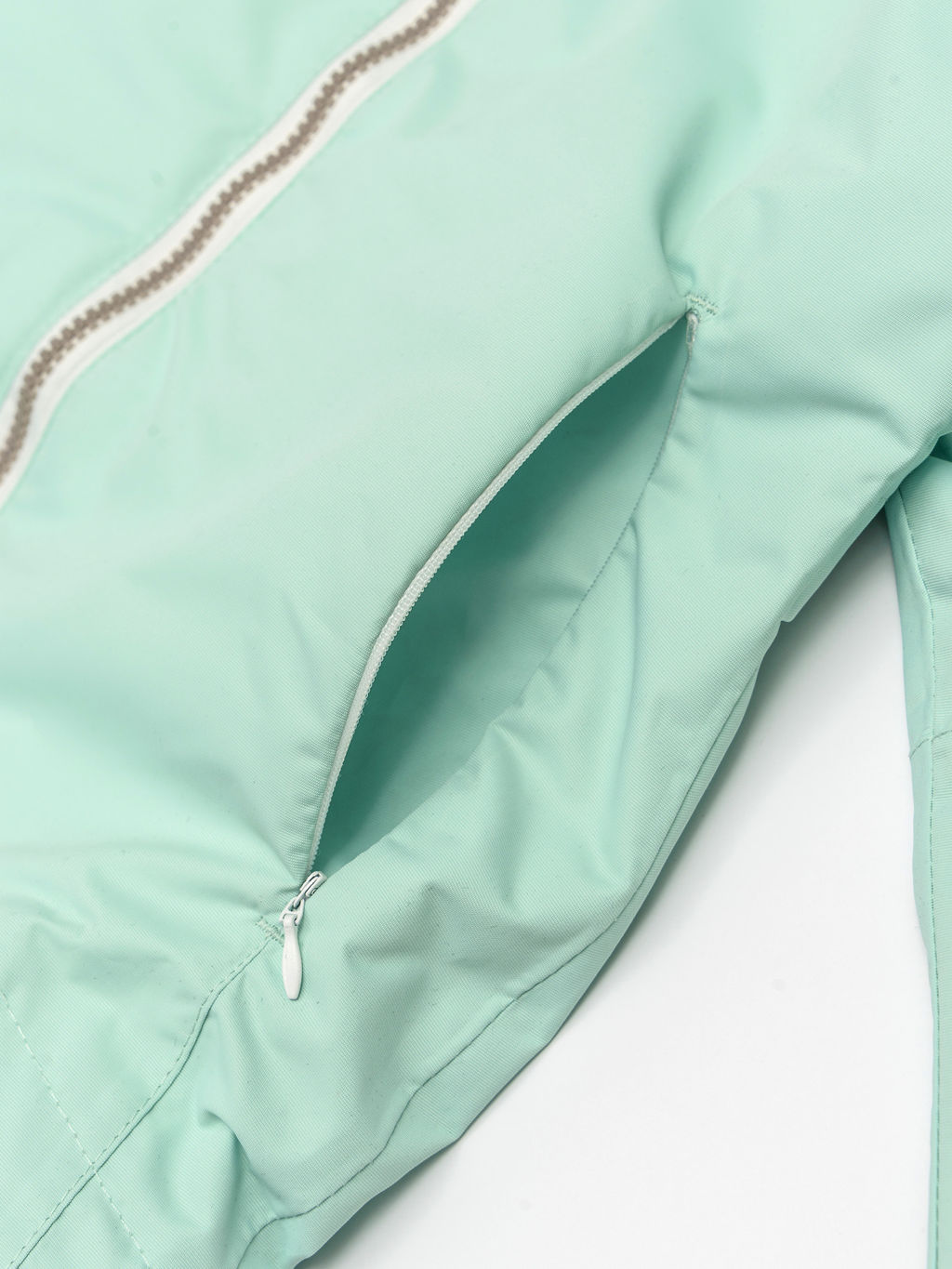 ВЕТРОВКА ЛОБНОР.