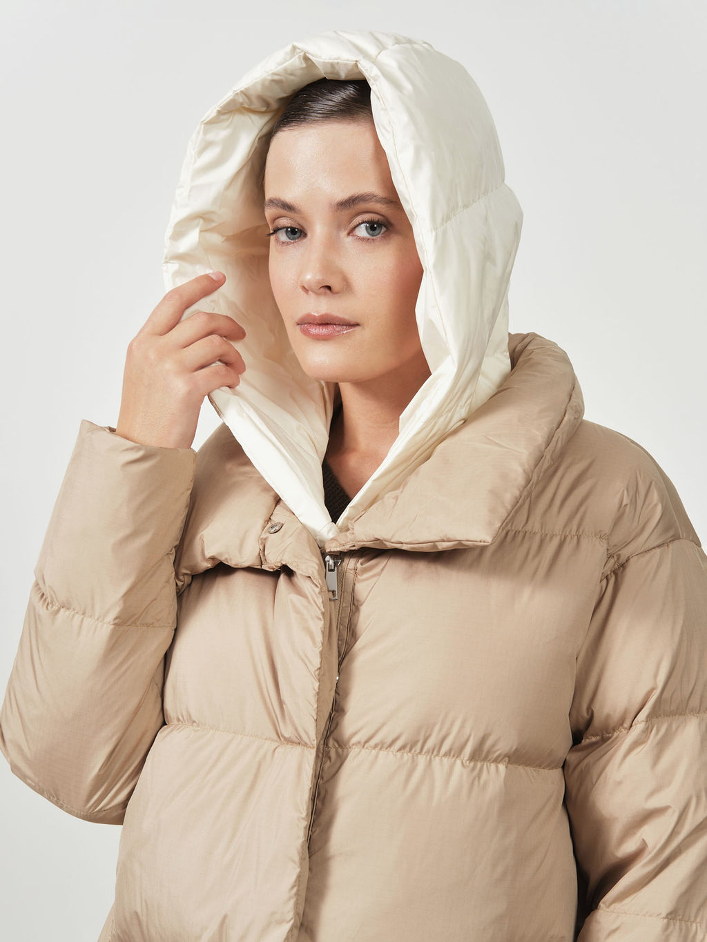 Пальто пуховик 32005 бежевый
