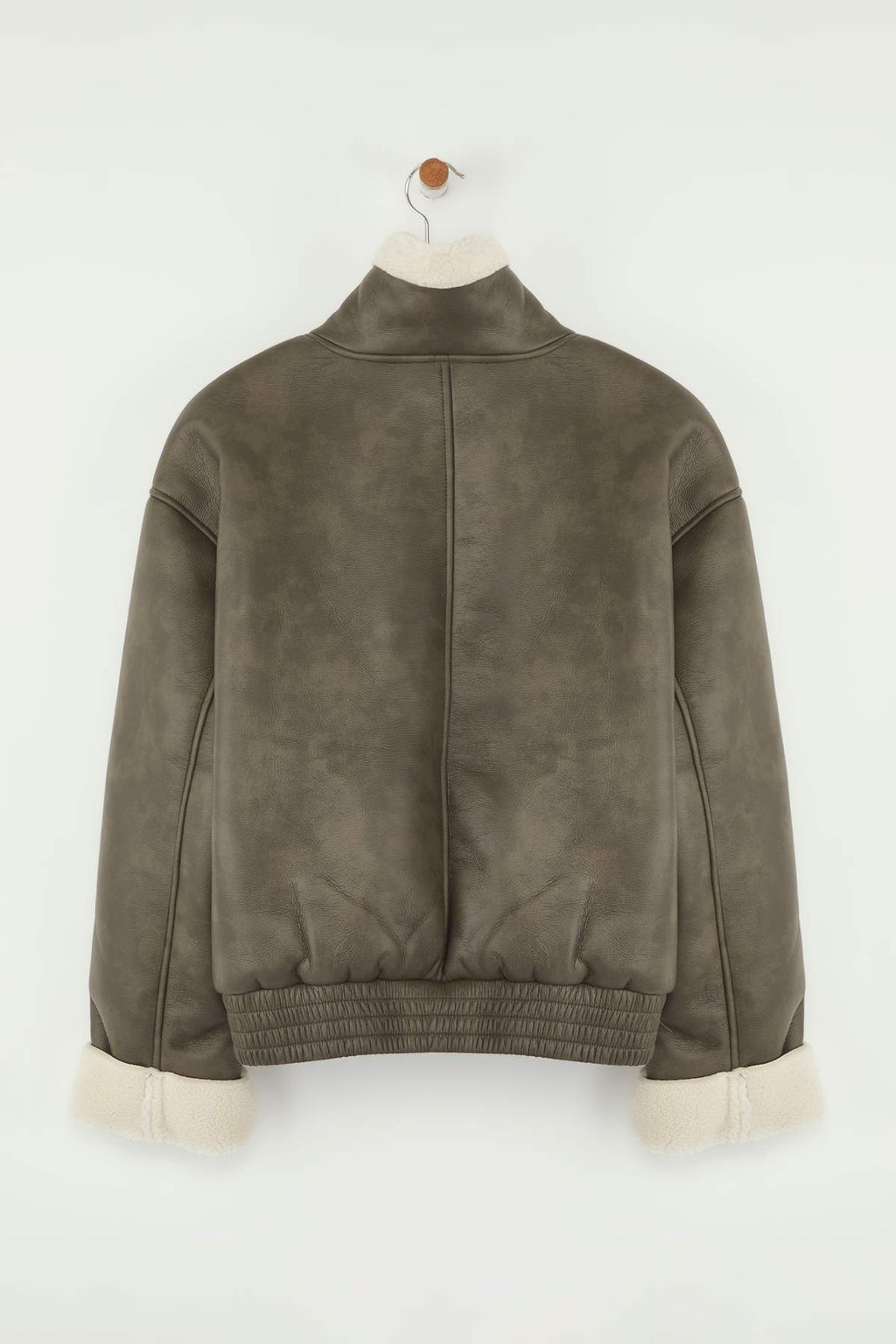 Fume Oversize Kal?p Pelus Detayl? Suni Deri Bomber Ceket Mont TWOAW26MO00010