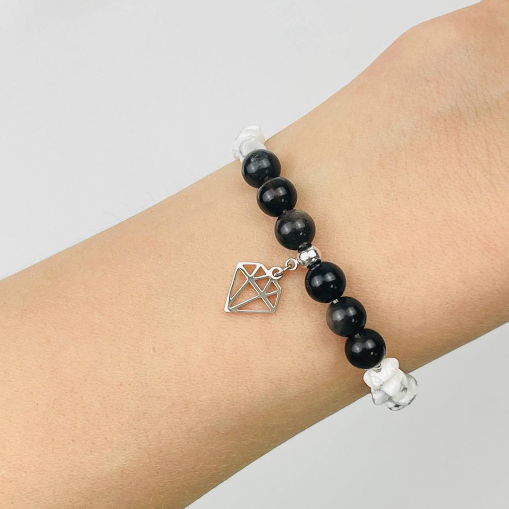 Браслет из серебристого Обсидиана и Говлита с подвеской 18 см +