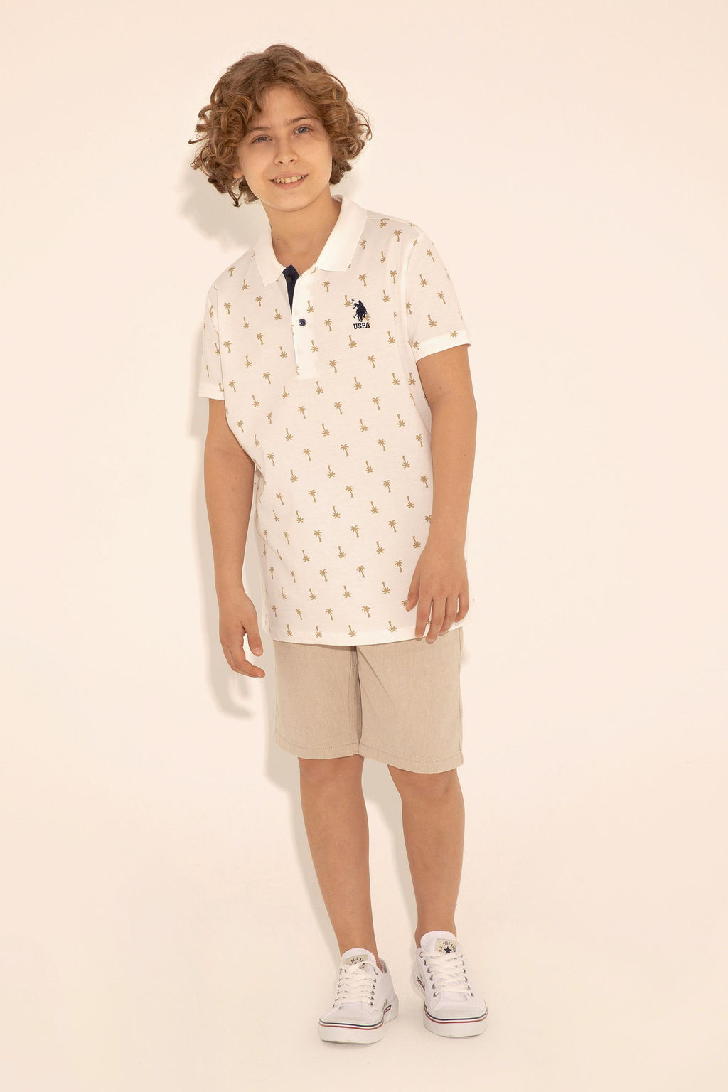 Футболка U.S. Polo Assn для мальчиков из хлопка экрю  фото 10