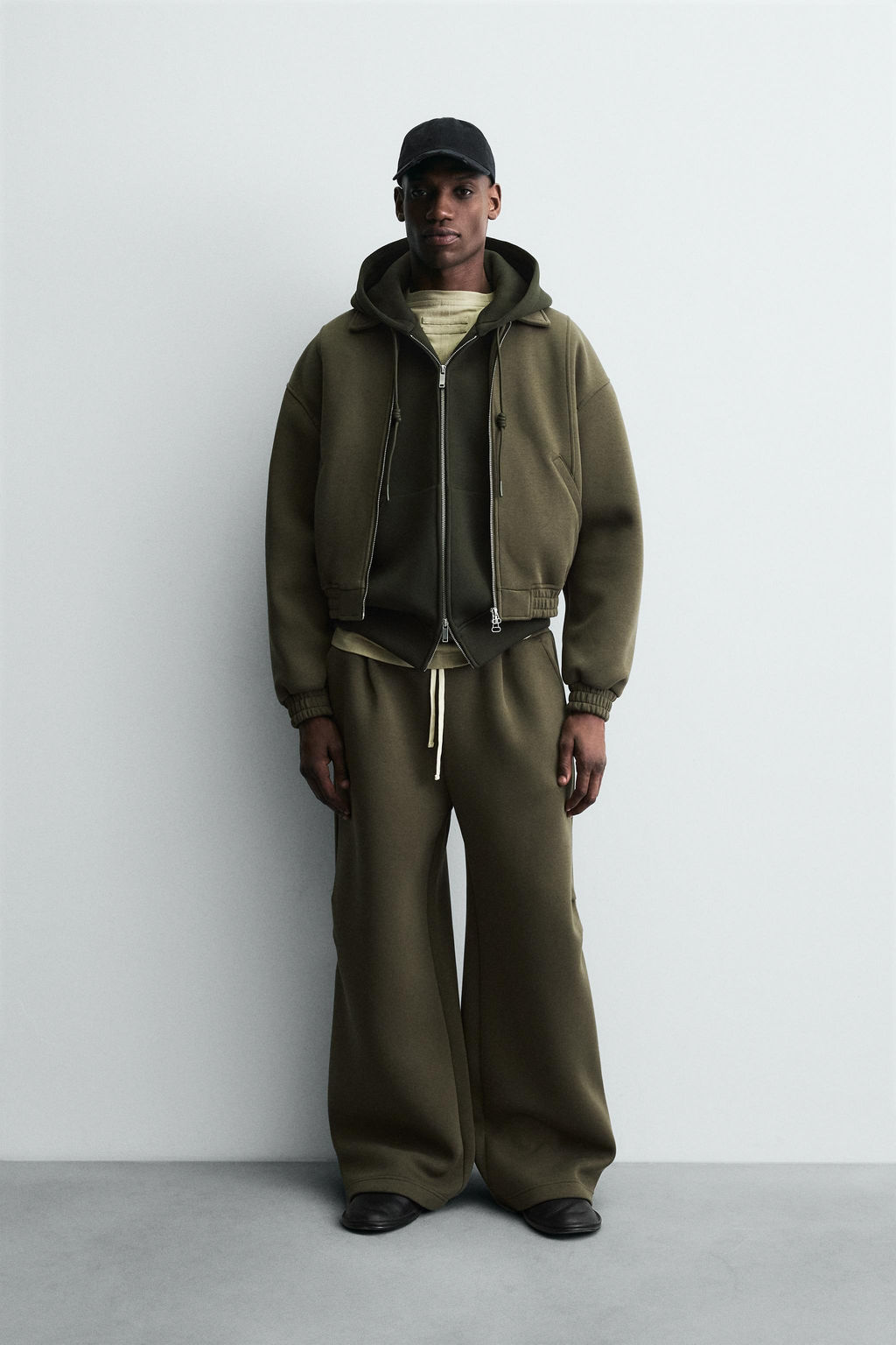 NEOPRENE-EFFECT BOXY FIT JACKET - Zara фото 11